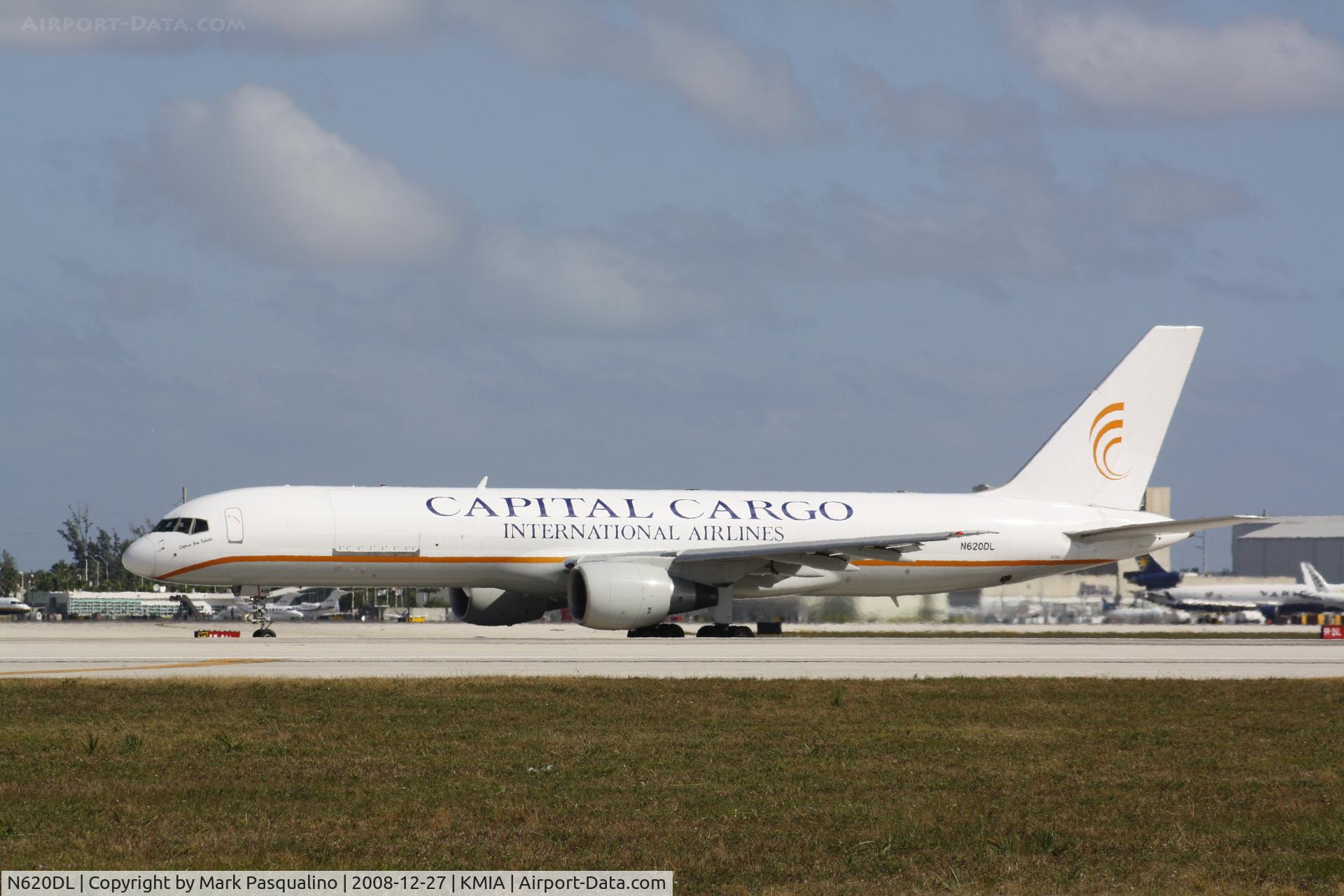 N620DL, 1986 Boeing 757-232 C/N 22910, Boeing 757-200