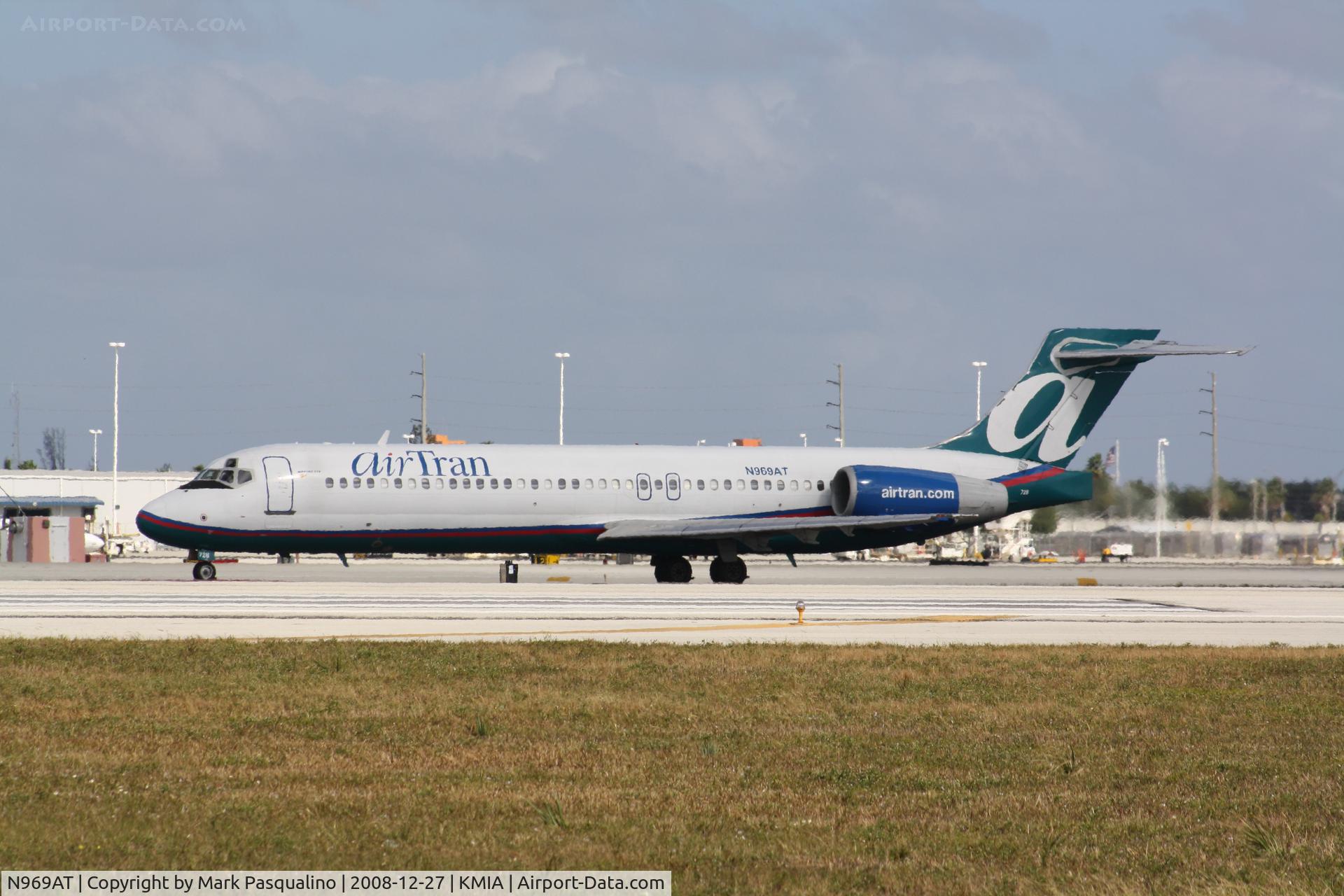 N969AT, 2001 Boeing 717-200 C/N 55030, Boeing 717-200