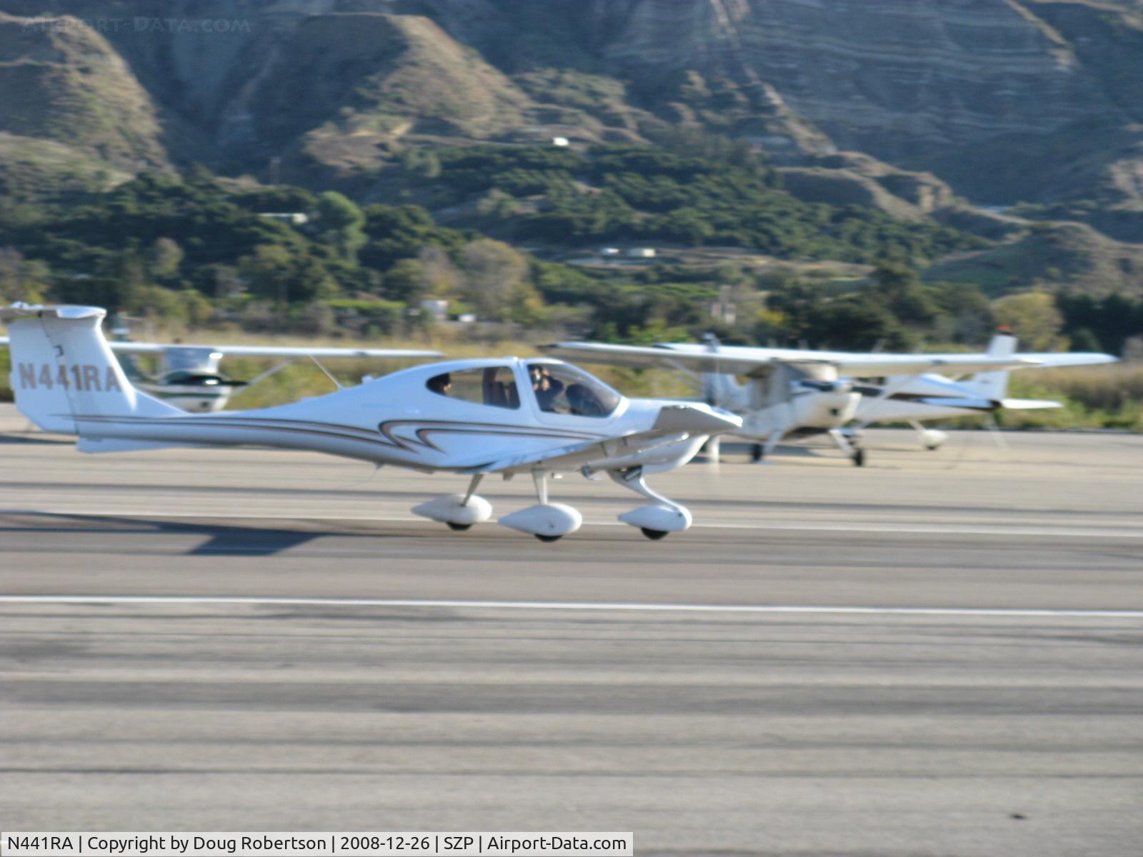N441RA, 2008 Diamond DA-40XLS Diamond Star C/N 40.916, 2008 Diamond Aircraft Ind. Inc. DA-40-XLS DIAMOND STAR, Lycoming IO-360-M1A+ 180 Hp, Lasar electronic ignition, MT composite three-blade scimitar prop, takeoff roll Rwy 22