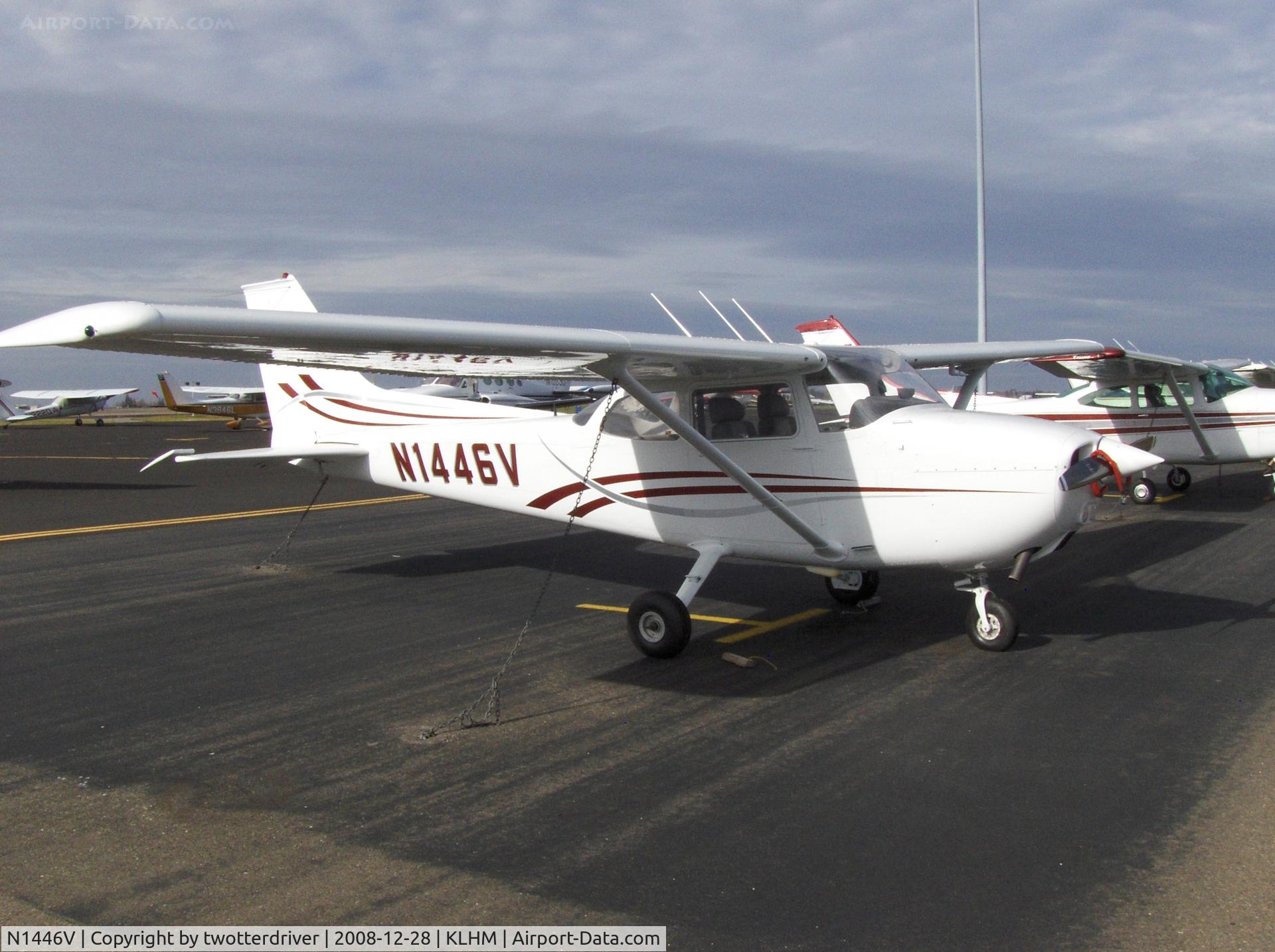 N1446V, 1974 Cessna 172M C/N 17263583, I really like the paint job...