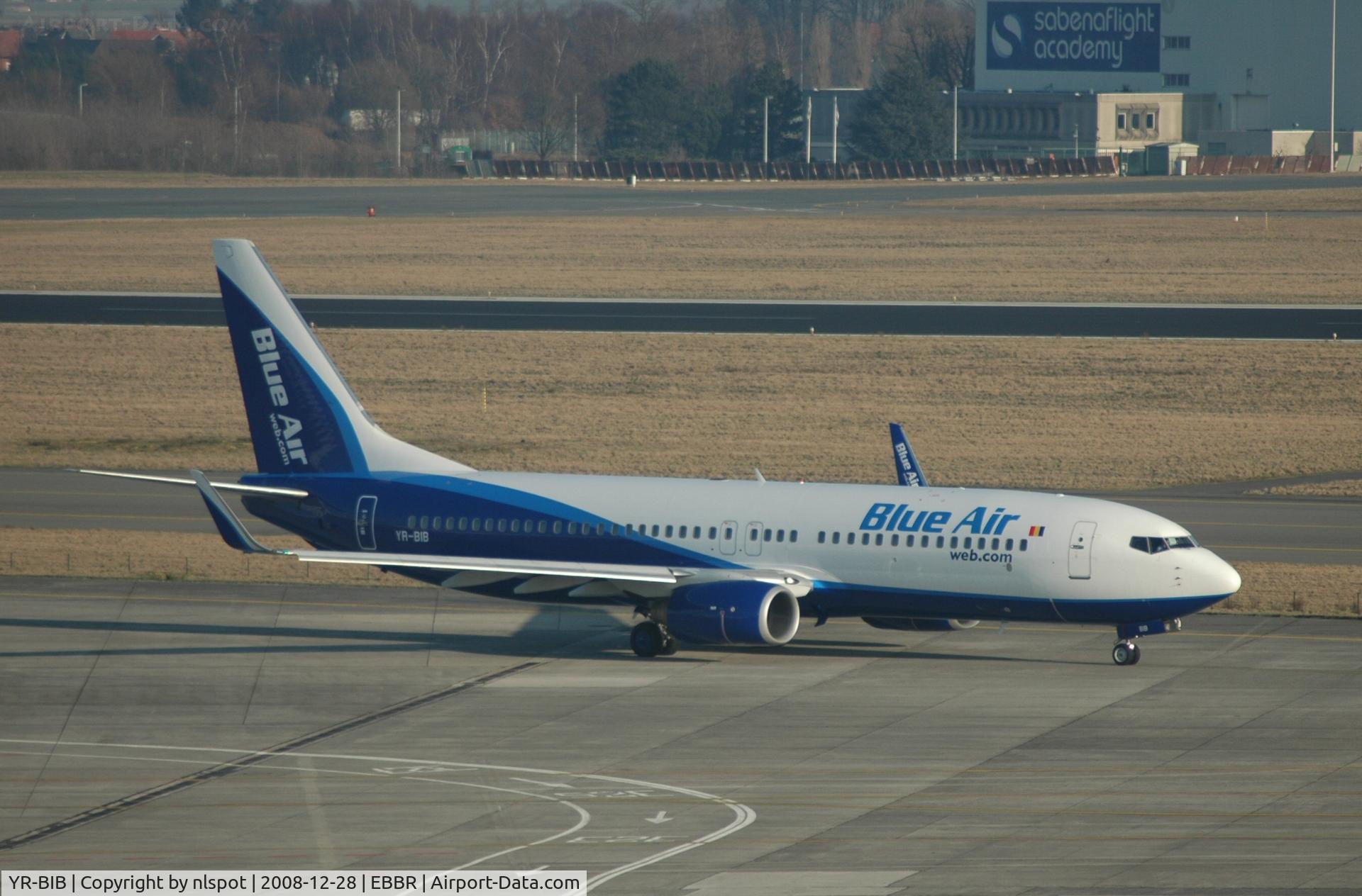 YR-BIB, 2000 Boeing 737-8AS C/N 29926, ex EI-CSM.