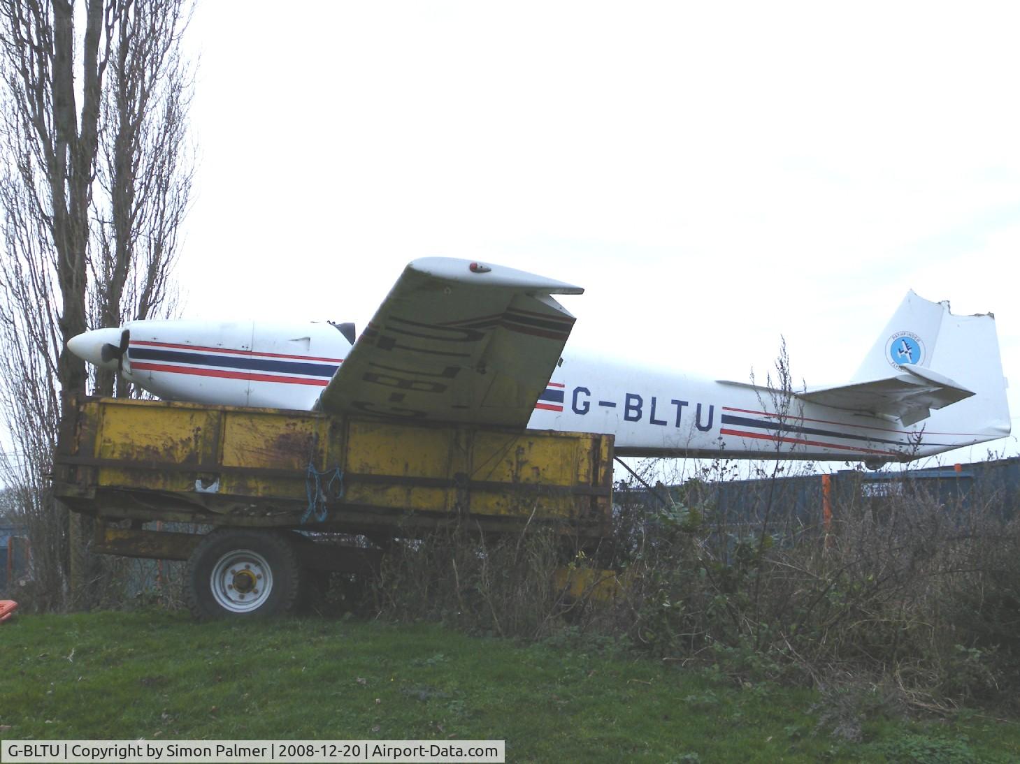 G-BLTU, 1985 Slingsby T-67M Firefly Mk2 C/N 2024, Slingsby T67 preserved at Chiltern Air Park entrance