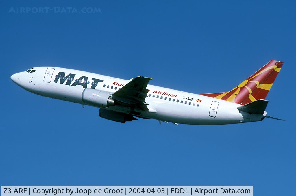 Z3-ARF, 1986 Boeing 737-3H9 C/N 23716/1321, Nice view of its take off from Düsseldorf.
