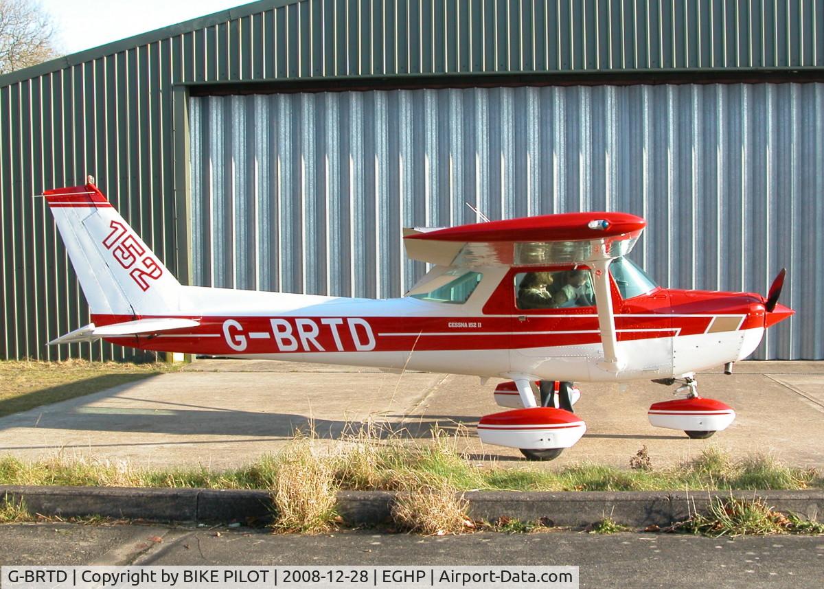 G-BRTD, 1977 Cessna 152 C/N 152-80023, VERY CLEAN 152 PREPING FOR A LOCAL FLIGHT
