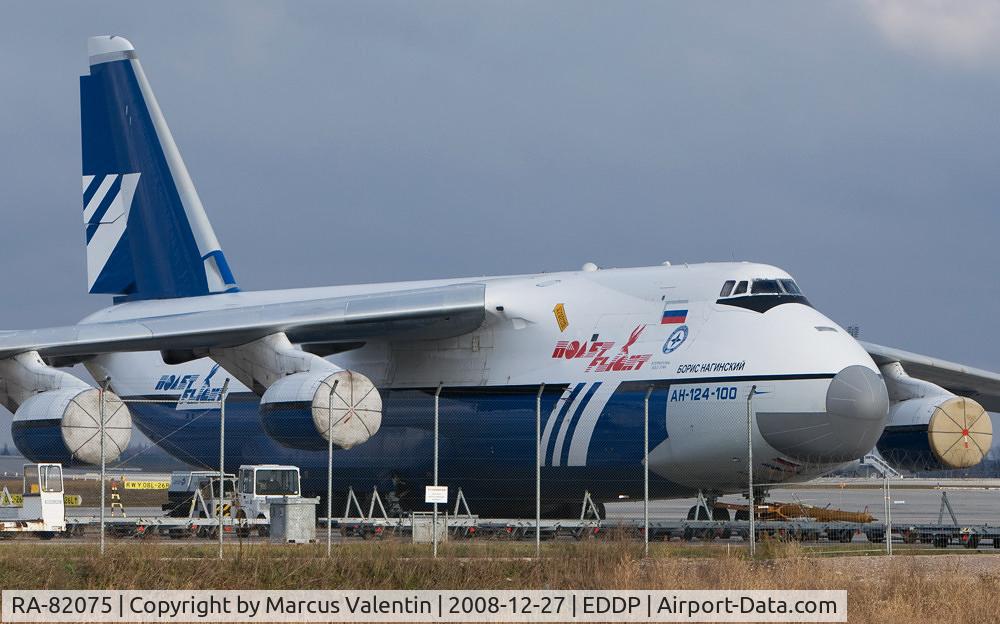 RA-82075, 1994 Antonov An-124-100 Ruslan C/N 9773053459147, nice visitor in leipzig/germany