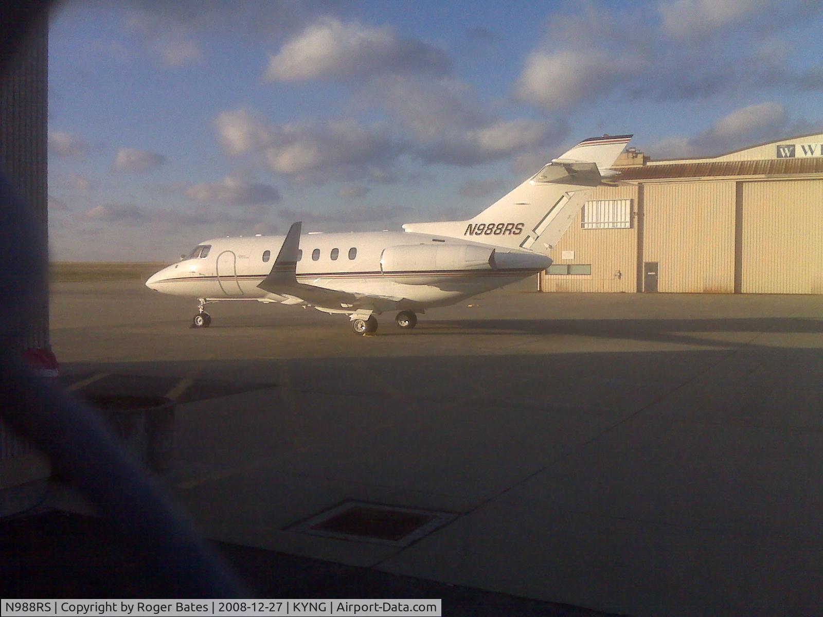 N988RS, 2002 Raytheon Hawker 800XP C/N 258598, Parked in front of the Winner Aviation office.