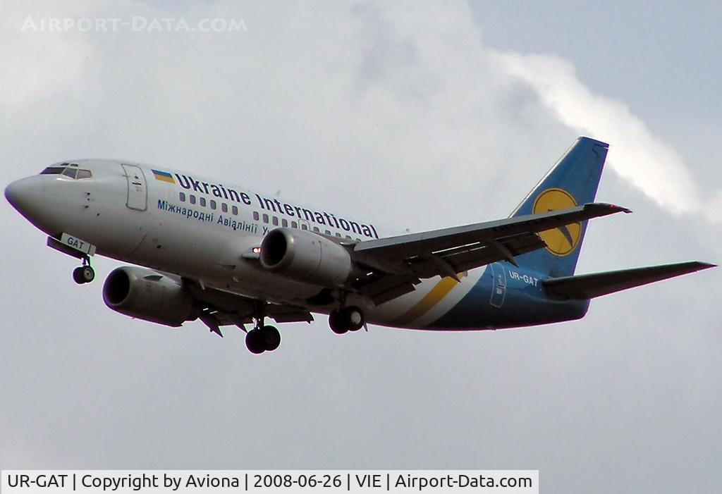 UR-GAT, 1993 Boeing 737-528 C/N 25237, Ukraine International Airlines Boeing 737-528