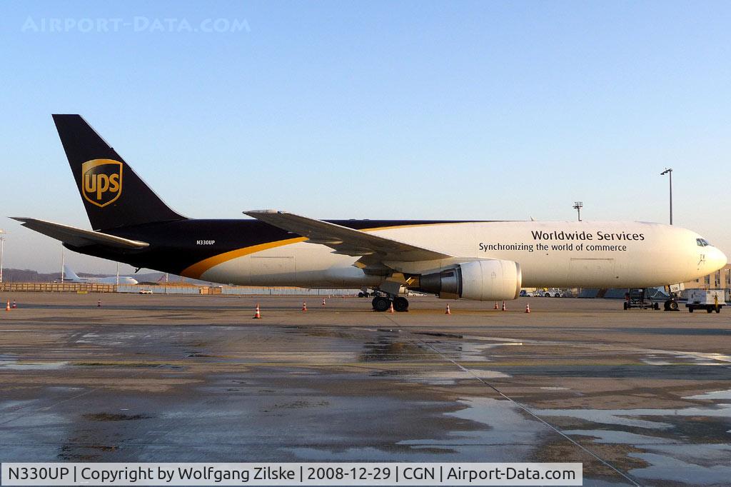 N330UP, 1999 Boeing 767-34AF C/N 27756, visitor