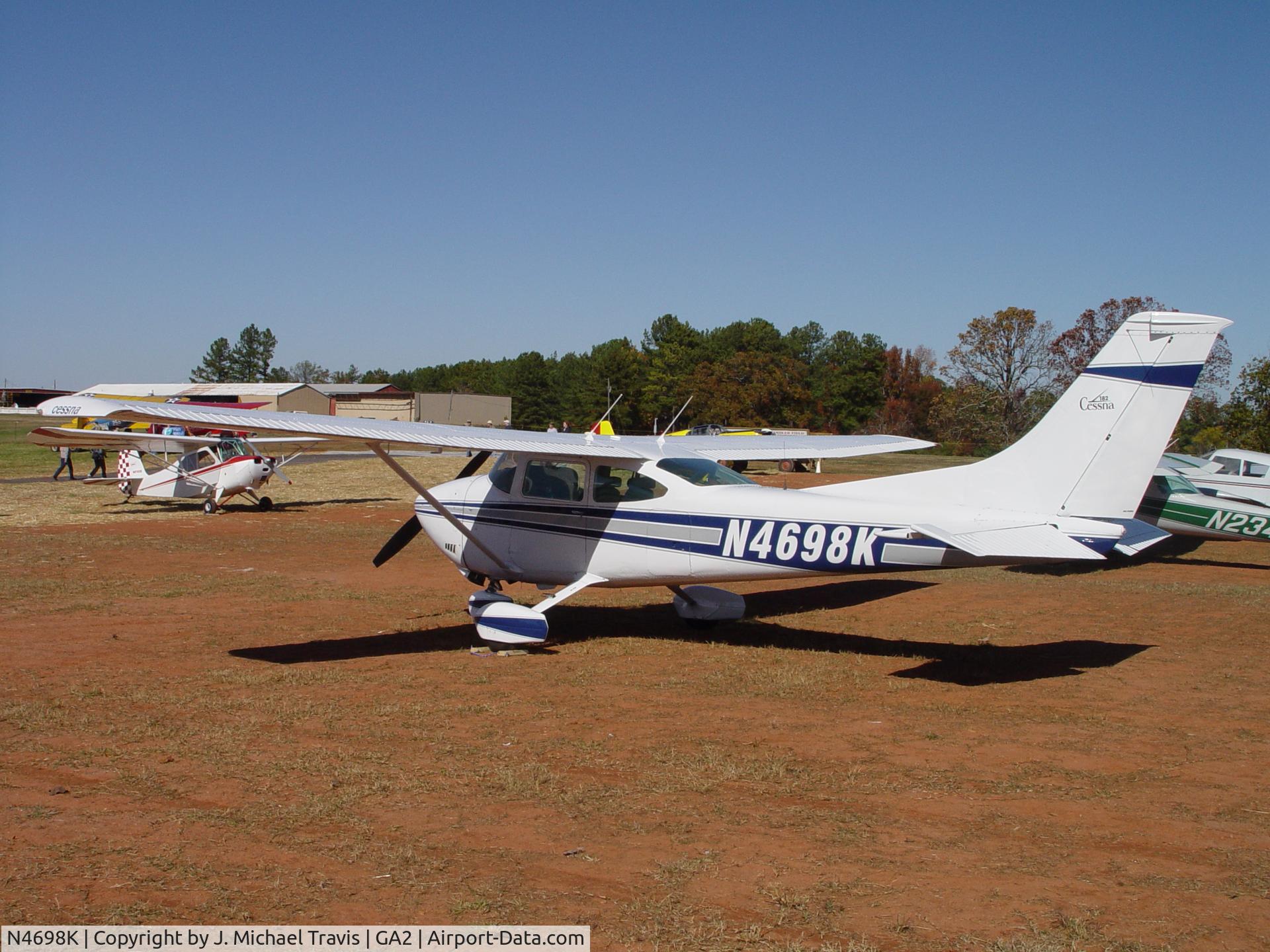 N4698K, 1975 Cessna 182P Skylane C/N 18263699, N4698K at Peachstate.