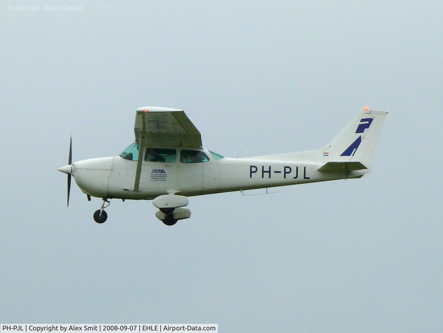 PH-PJL, Cessna 172P C/N 17275586, Cessna C172P Skyhawk PH-PJL Polder Aviation