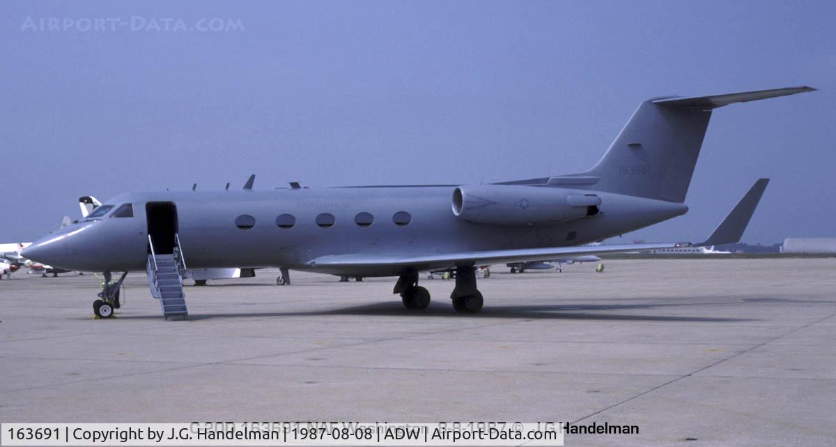163691, Gulfstream Aerospace C-20D (Gulfstream III) C/N 480, at NAF Washington
