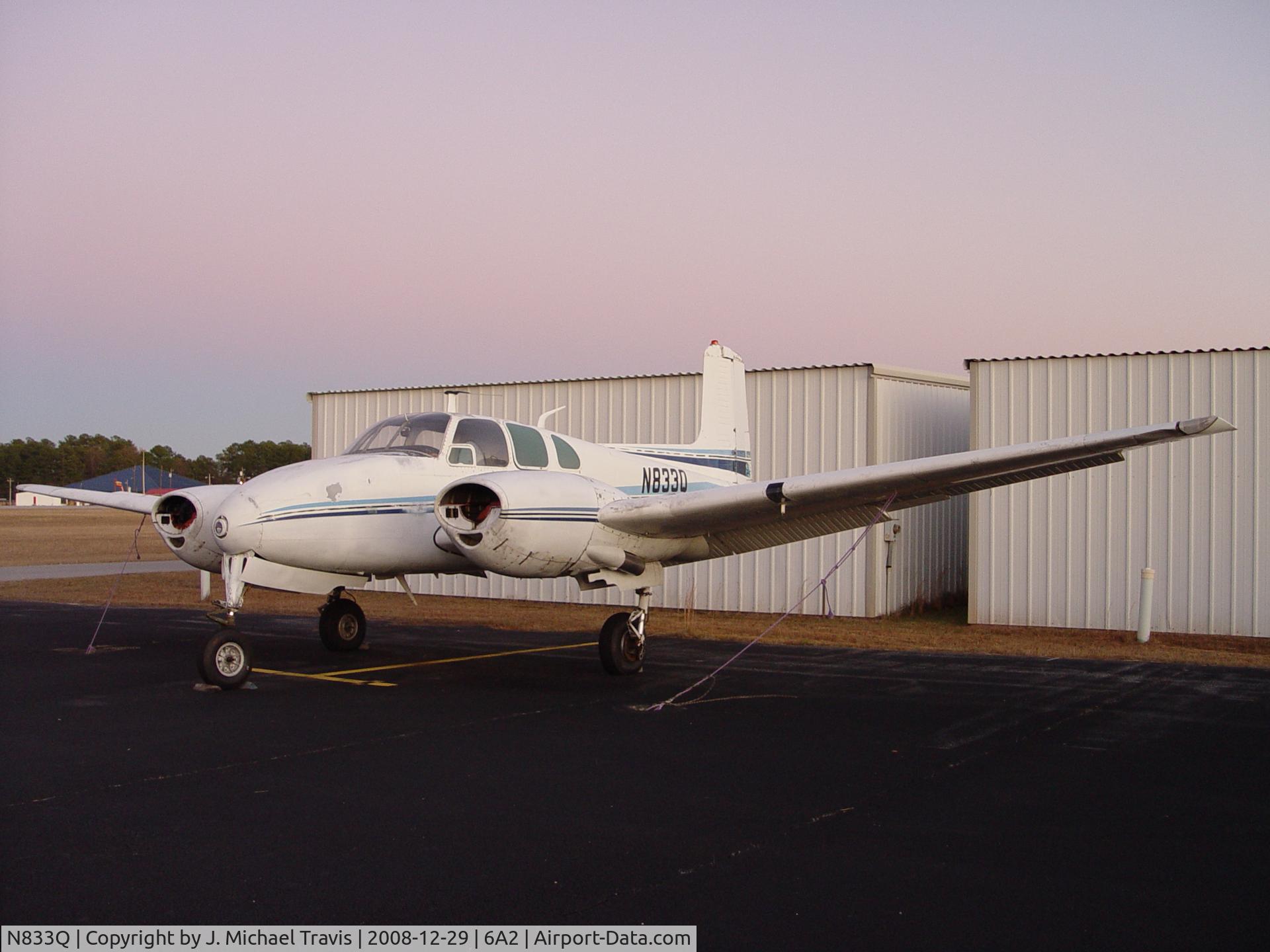 N833Q, 1960 Beech D50C Twin Bonanza C/N DH-290, N833Q at 6A2.