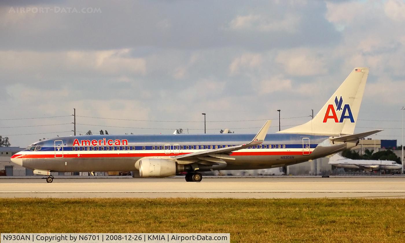 N930AN, 2000 Boeing 737-823 C/N 29529, American
