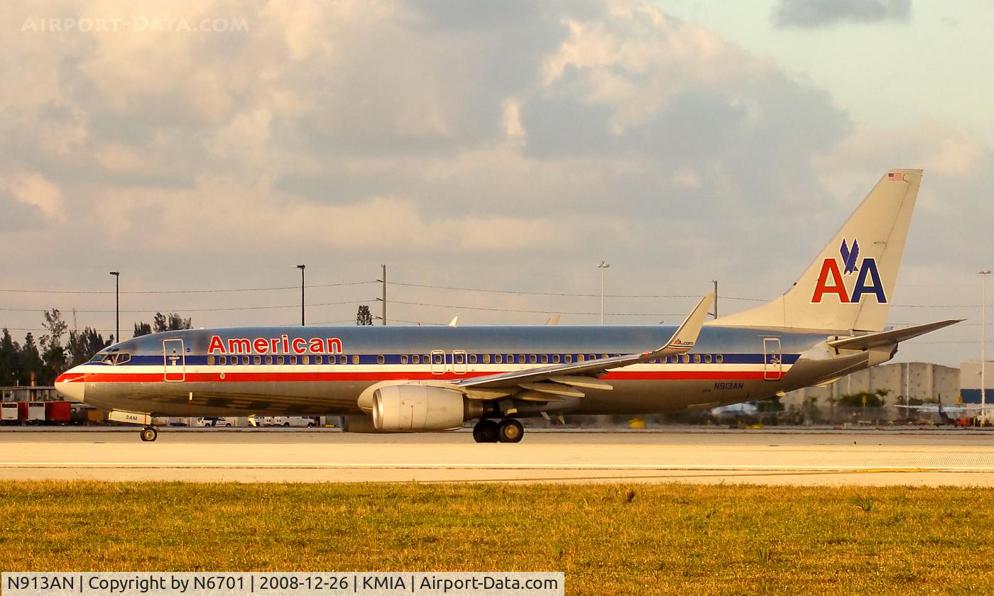 N913AN, 1999 Boeing 737-823 C/N 29514, American