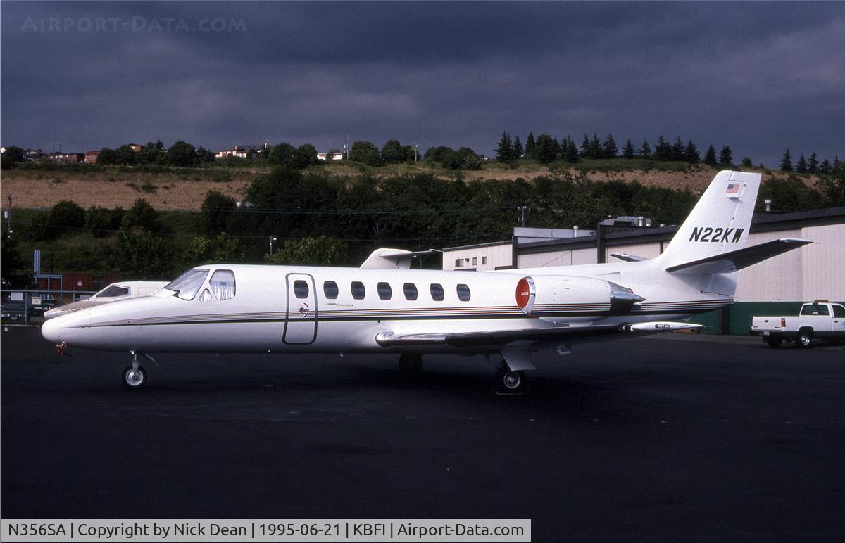 N356SA, 1994 Cessna 560 C/N 560-0256, KBFI (Seen here as N22KW and currently registered N356SA as posted)
