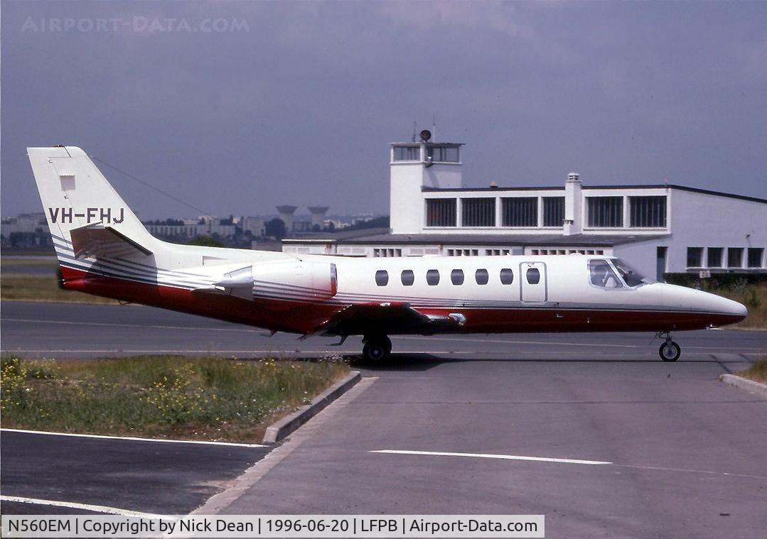 N560EM, 1994 Cessna 560 Citation Ultra C/N 560-0278, LFPB Le Bourget (Seen here as VH-FHJ this aircraft is now registered N560EM as posted)