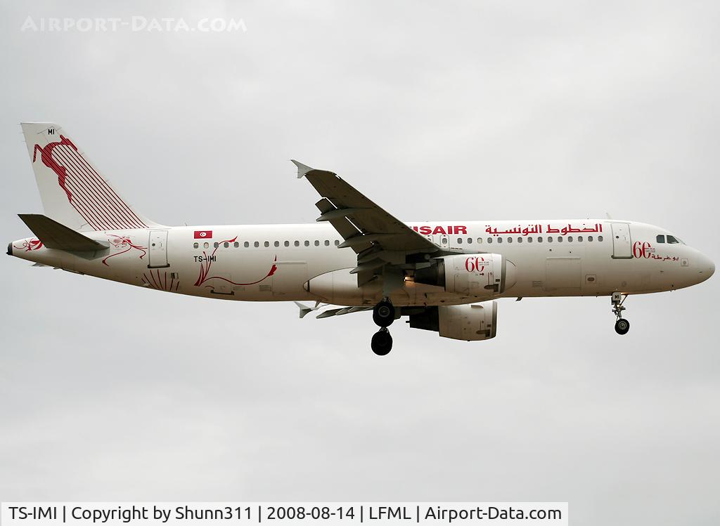 TS-IMI, 1994 Airbus A320-211 C/N 0511, Landing rwy 14R with 60th anniversary c/s