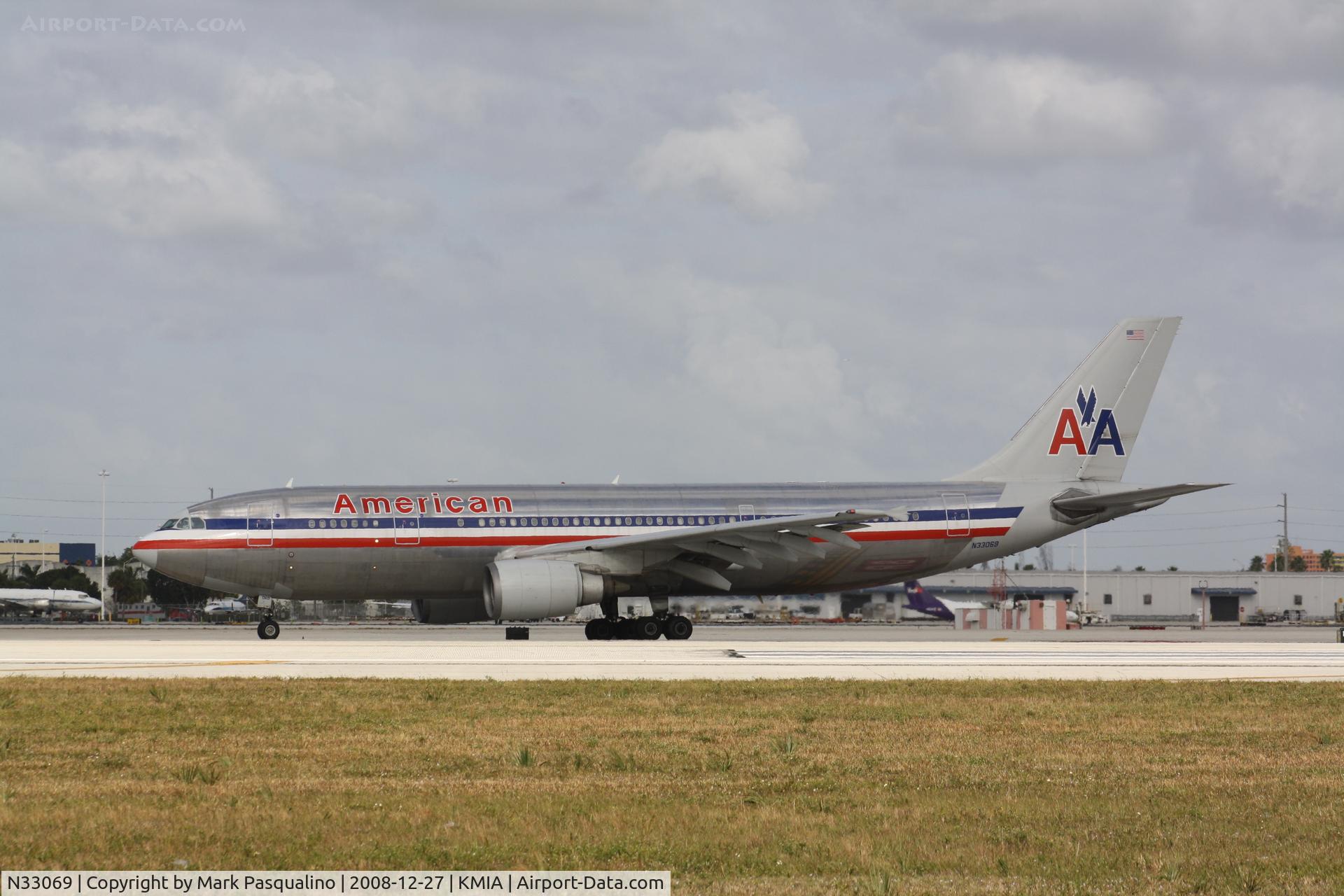 N33069, 1989 Airbus A300B4-605R C/N 512, Airbus A300B4-605R