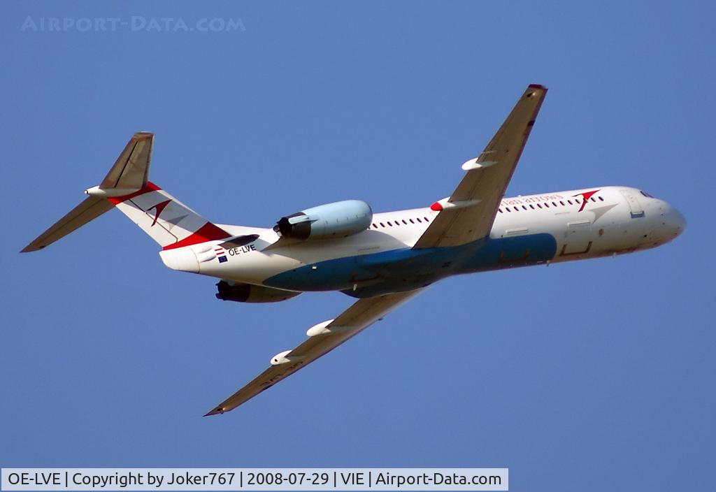 OE-LVE, 1994 Fokker 100 (F-28-0100) C/N 11499, Austrian arrows Fokker F-100