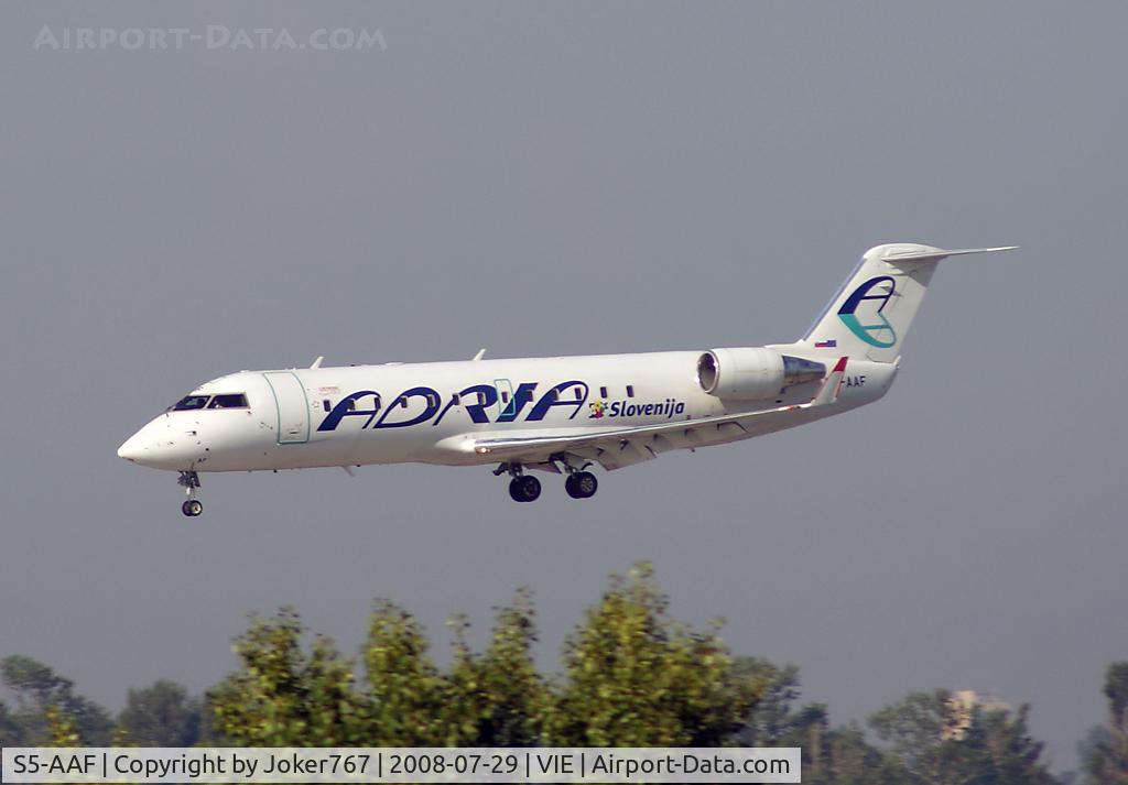 S5-AAF, 1998 Canadair CRJ-200LR (CL-600-2B19) C/N 7272, Adria Airways Canadair Regional Jet CRJ200LR
