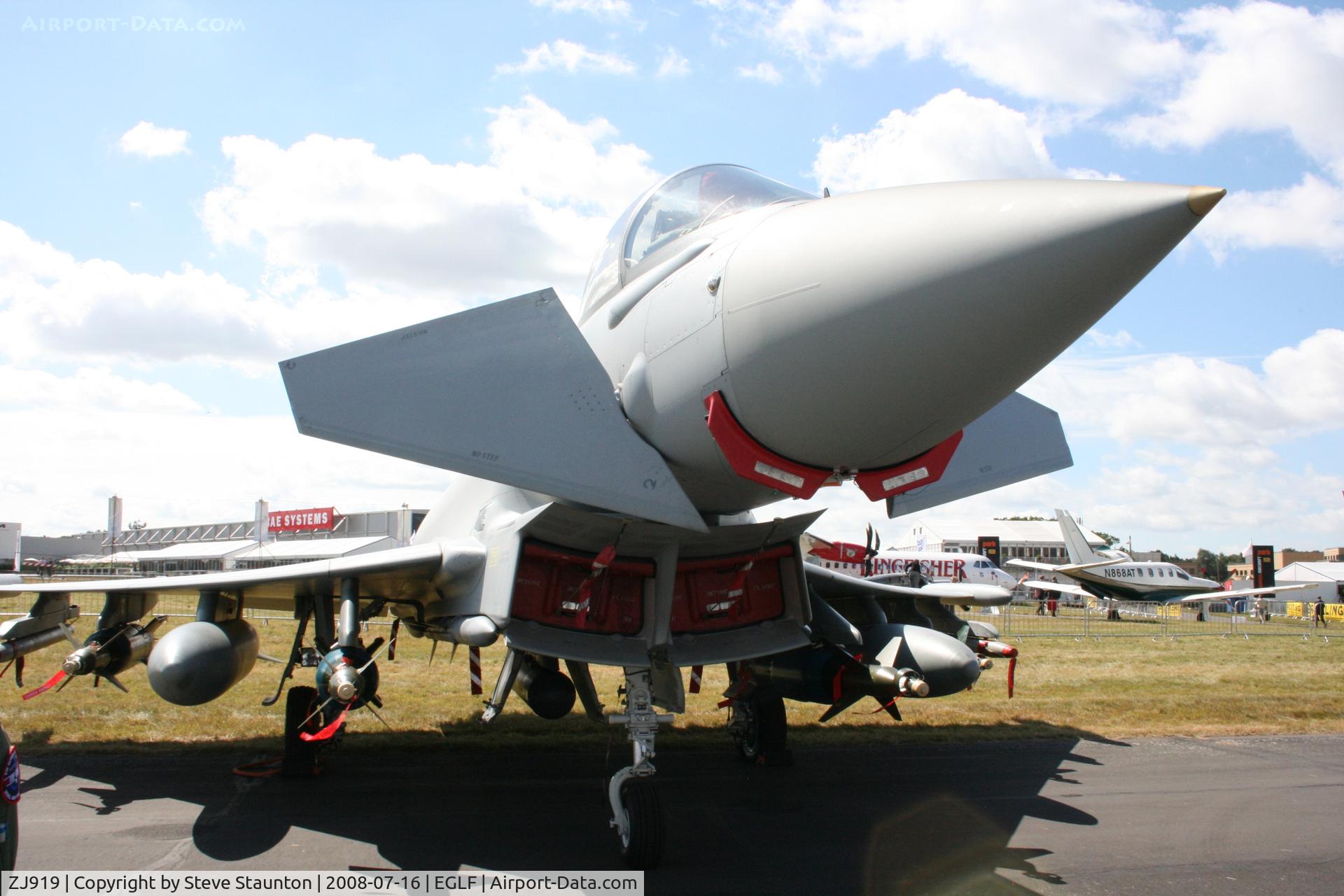 ZJ919, 2006 Eurofighter EF-2000 Typhoon FGR4 C/N 0064/BS010, Taken at Farnborough Airshow on the Wednesday trade day, 16th July 2009