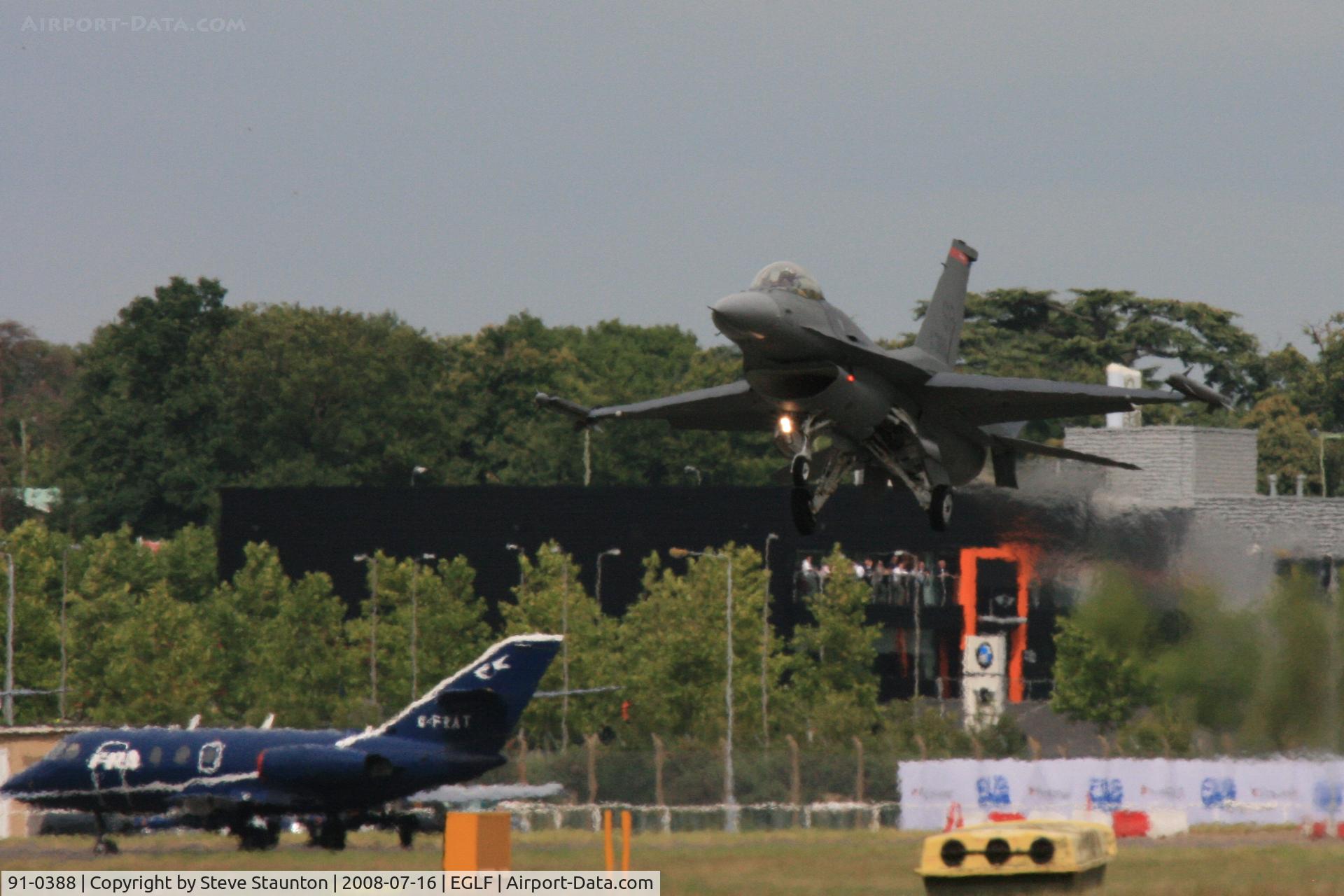91-0388, 1991 General Dynamics F-16CJ Fighting Falcon C/N CC-86, Taken at Farnborough Airshow on the Wednesday trade day, 16th July 2009