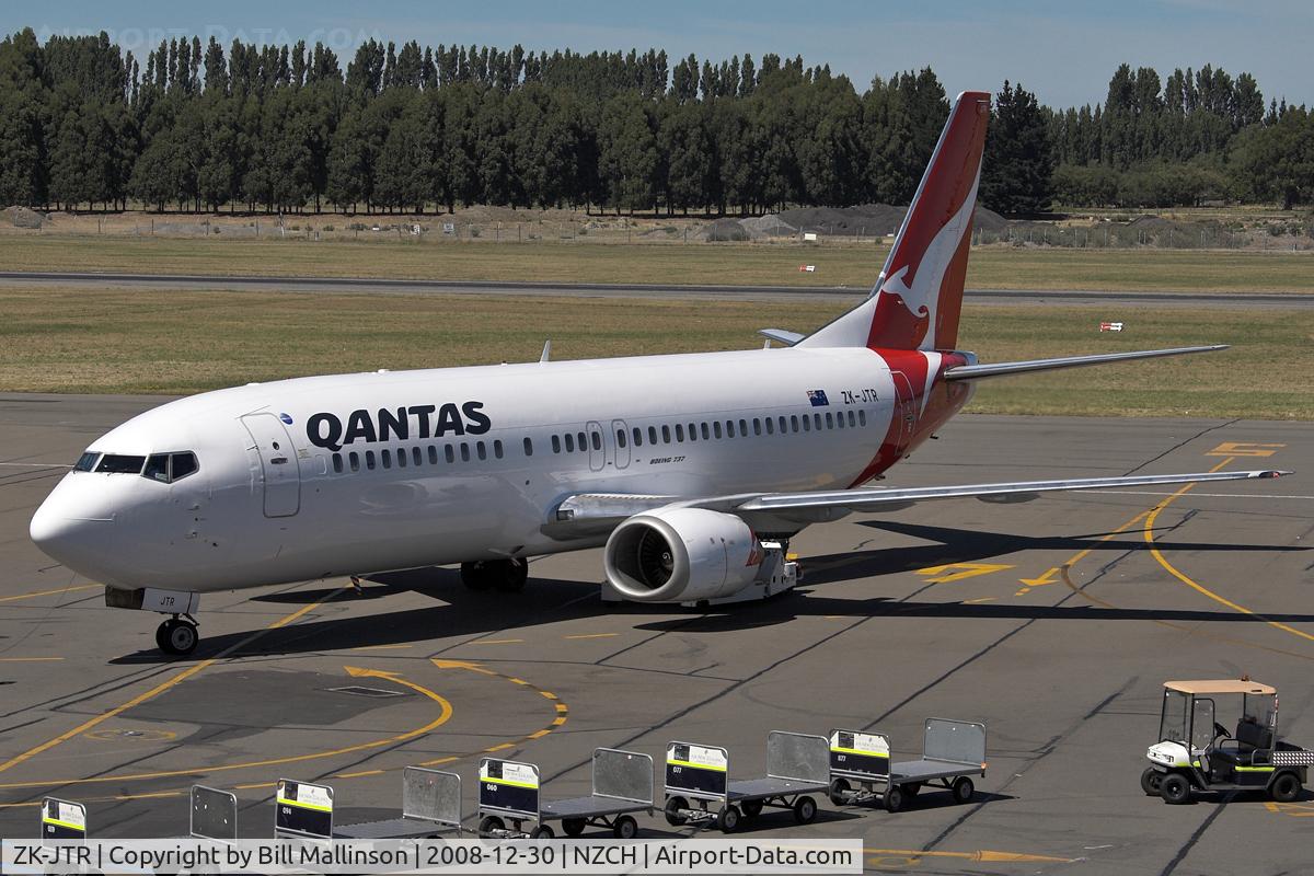 ZK-JTR, 1992 Boeing 737-476 C/N 24439, Bright and clean with its new livery