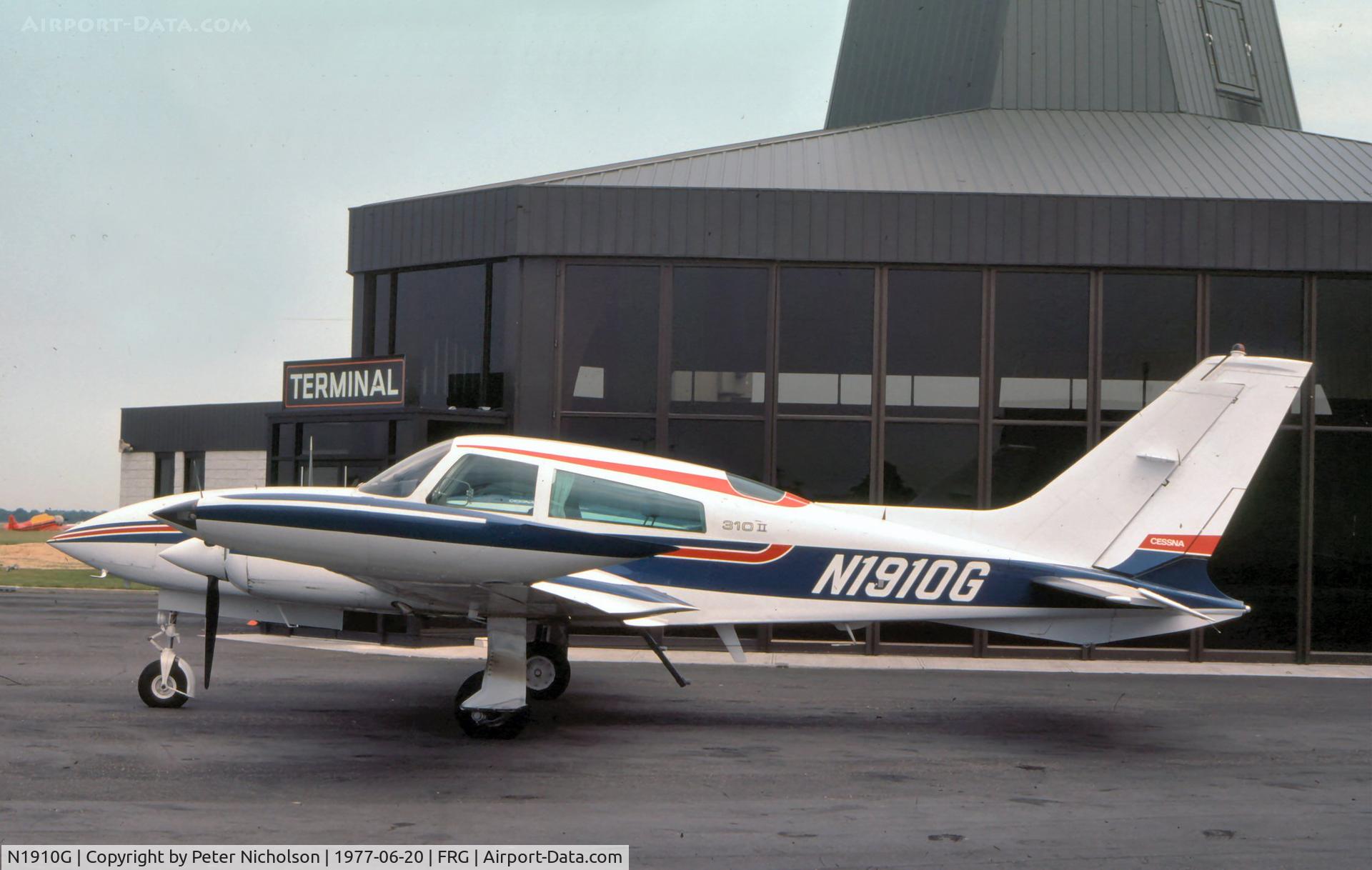 N1910G, 1976 Cessna 310R C/N 310R0632, Cessna 310 II parked outside Republic's terminal in the summer of 1977.