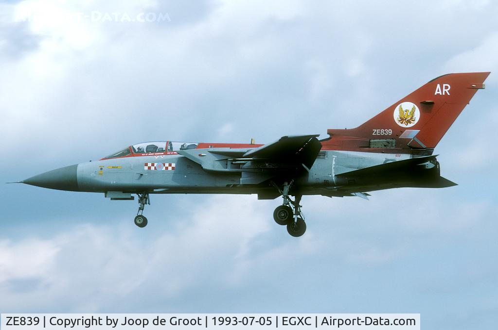 ZE839, 1988 Panavia Tornado F.3 C/N 733/AS082/3334, For the 1993 season 56(R) Sq used thsi Tornado for its displays at the air shows.