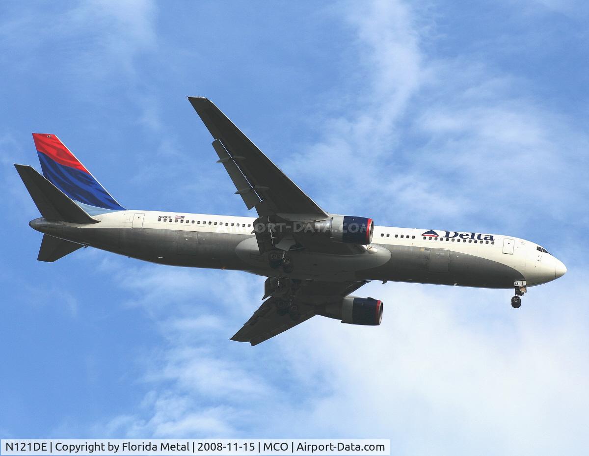 N121DE, 1987 Boeing 767-332 C/N 23435, Delta 767-300