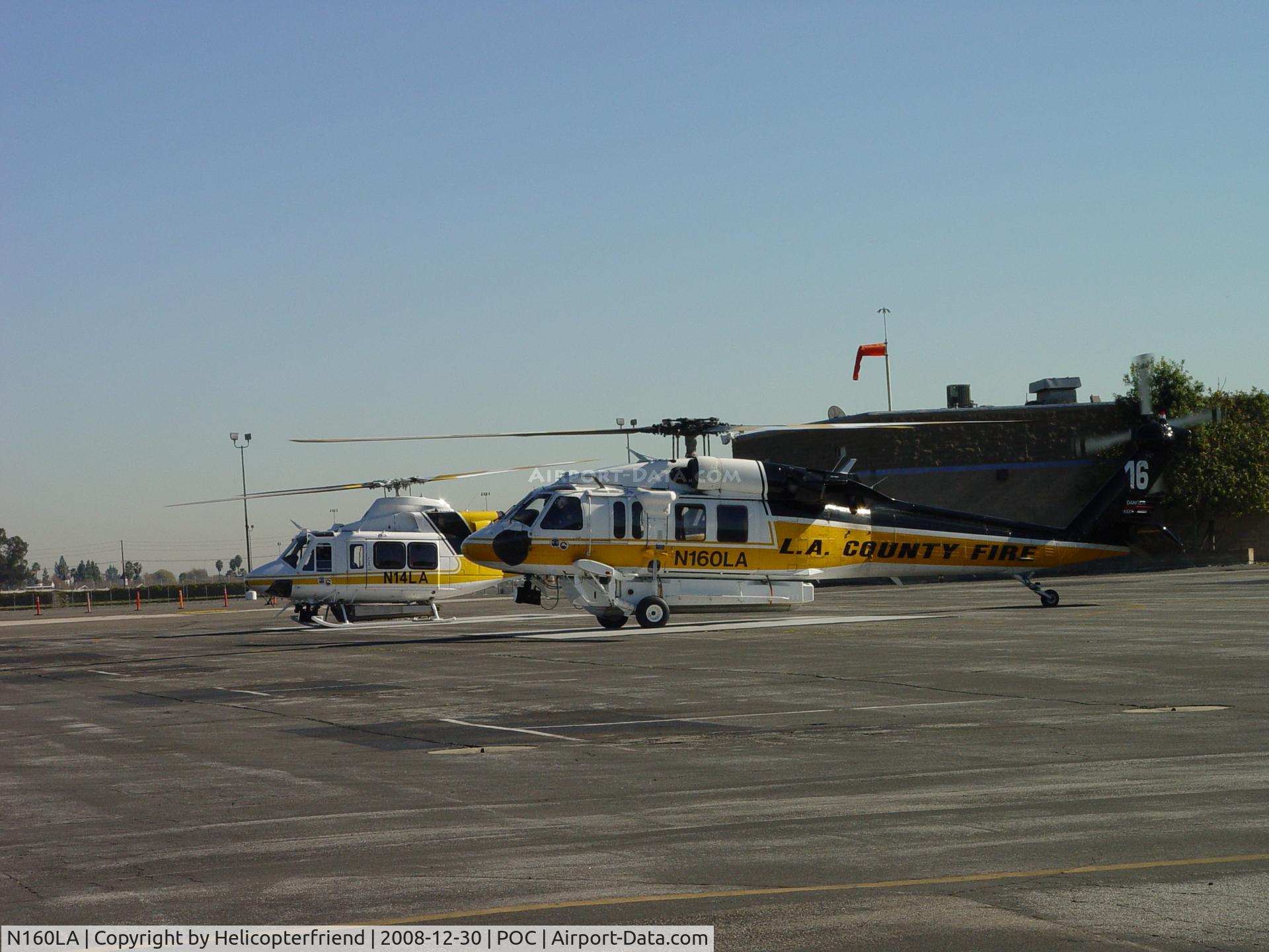 N160LA, 2000 Sikorsky S-70A Firehawk C/N 702453, Both Copter 16 & Copter 14 are warming up