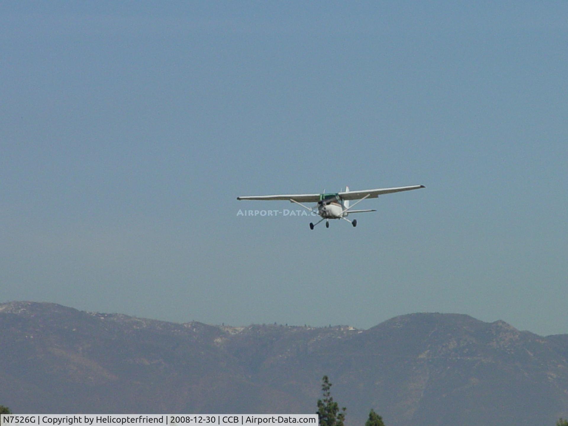 N7526G, 1970 Cessna 172L C/N 17259226, On final to Cable