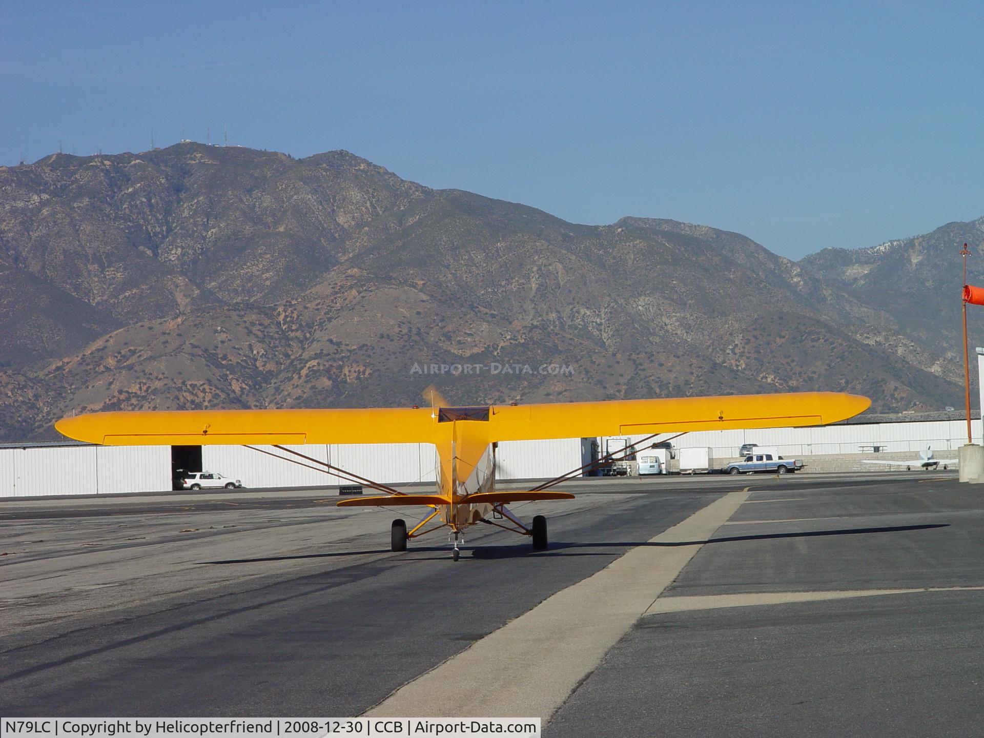 N79LC, American Legend AL3 C/N AL-1143, Taxiing towards runway