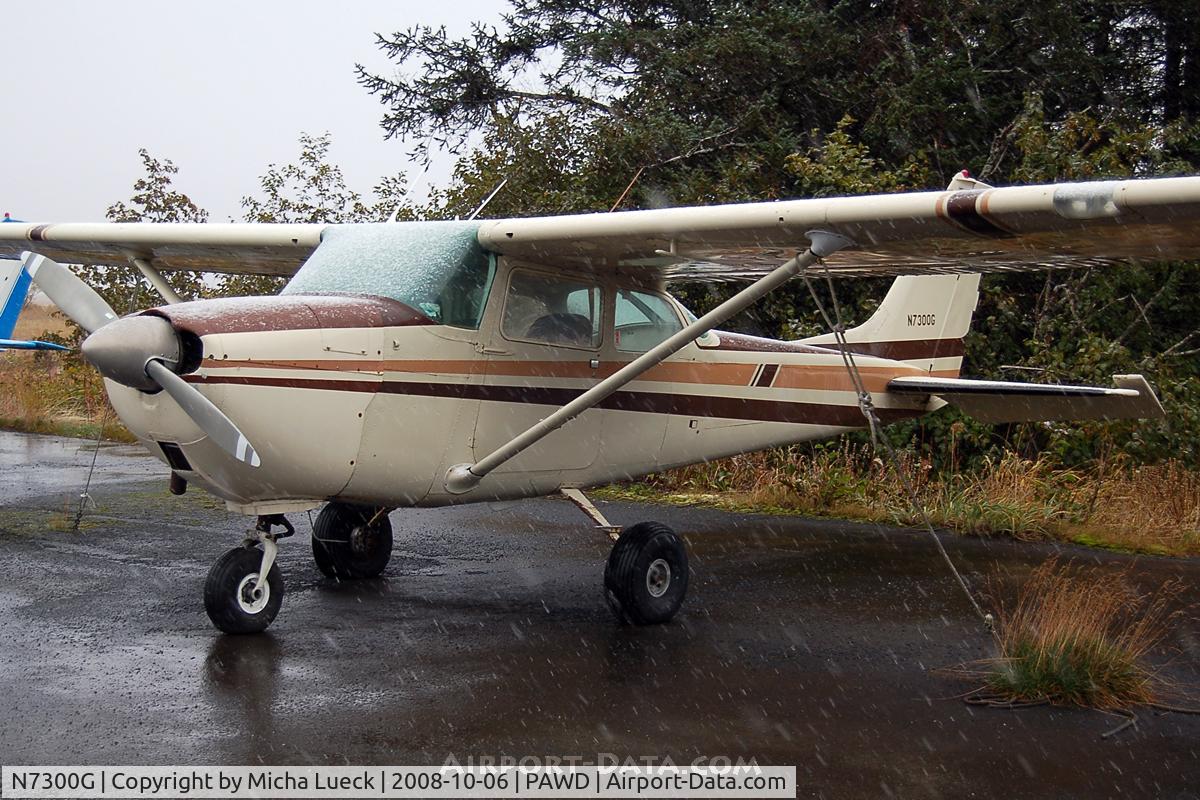 N7300G, 1970 Cessna 172K Skyhawk C/N 17259000, Snowing in Seward