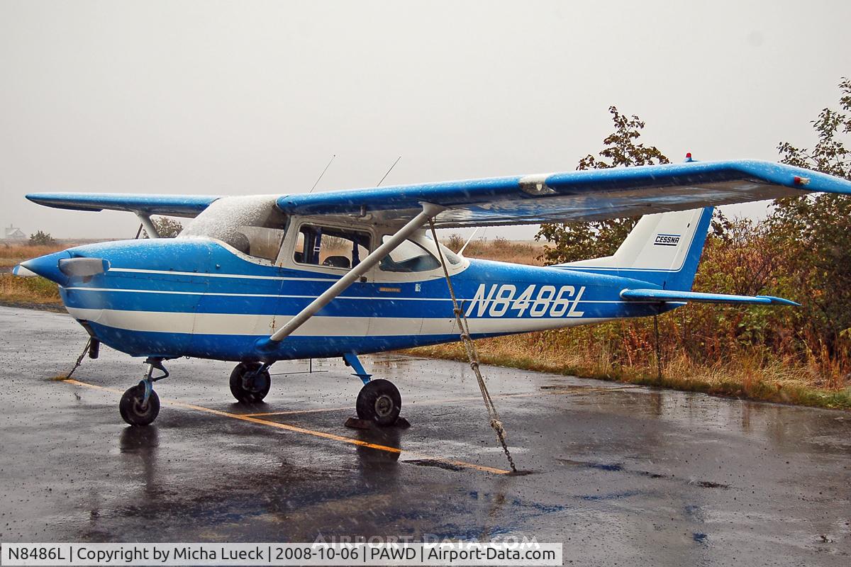 N8486L, 1968 Cessna 172I C/N 17256686, Snow in Seward, Alaska
