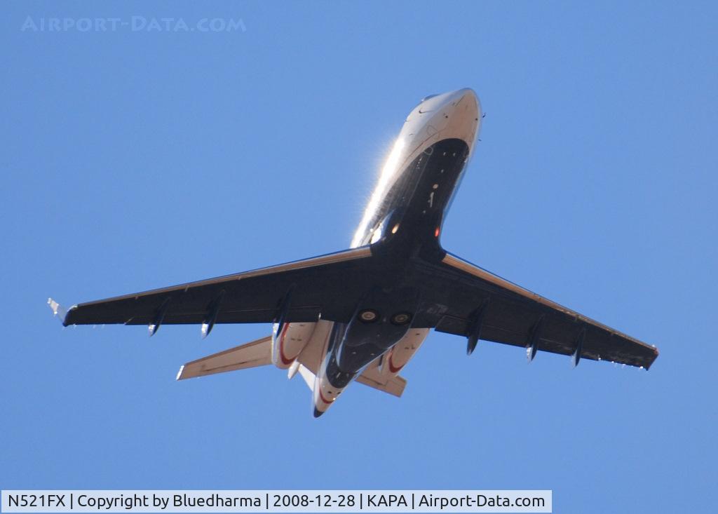 N521FX, 2005 Bombardier Challenger 300 (BD-100-1A10) C/N 20057, Takeoff from 35R