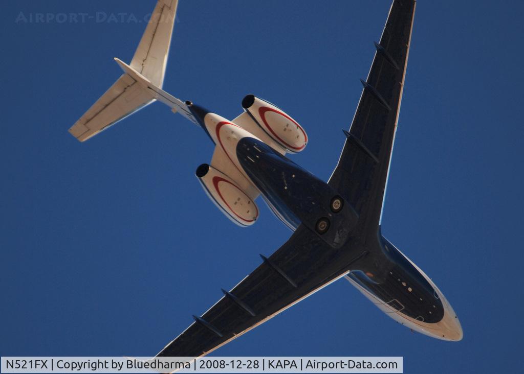 N521FX, 2005 Bombardier Challenger 300 (BD-100-1A10) C/N 20057, Takeoff from 35R