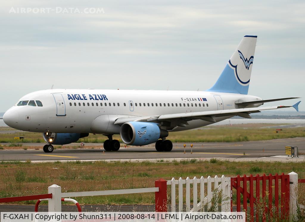 F-GXAH, 2002 Airbus A319-112 C/N 1846, Rolling holding point rwy 14R for departure
