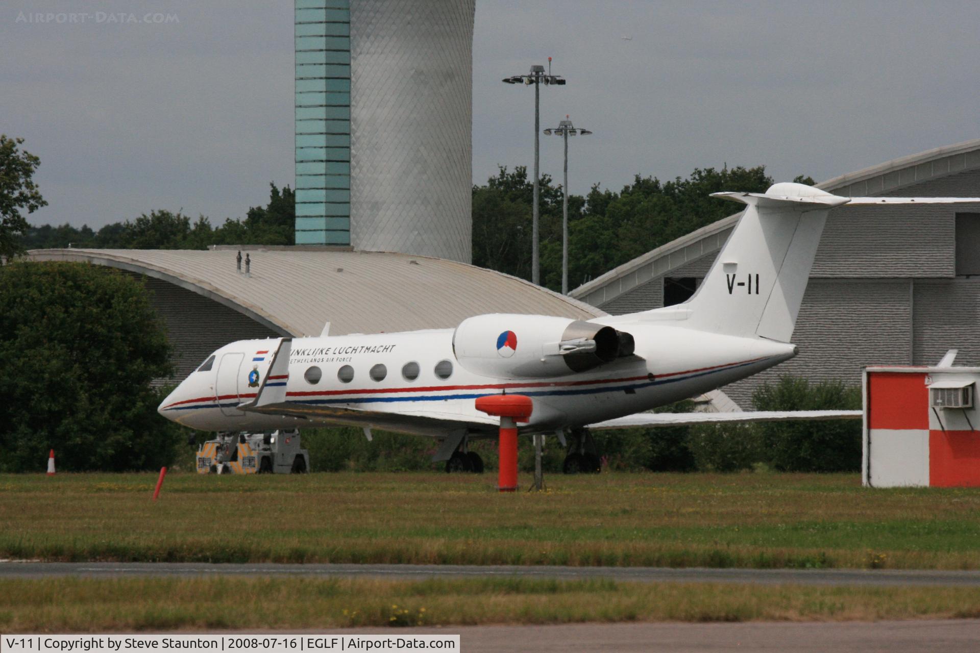 V-11, Gulfstream Aerospace G-IV C/N 1009, Taken at Farnborough Airshow on the Wednesday trade day, 16th July 2009