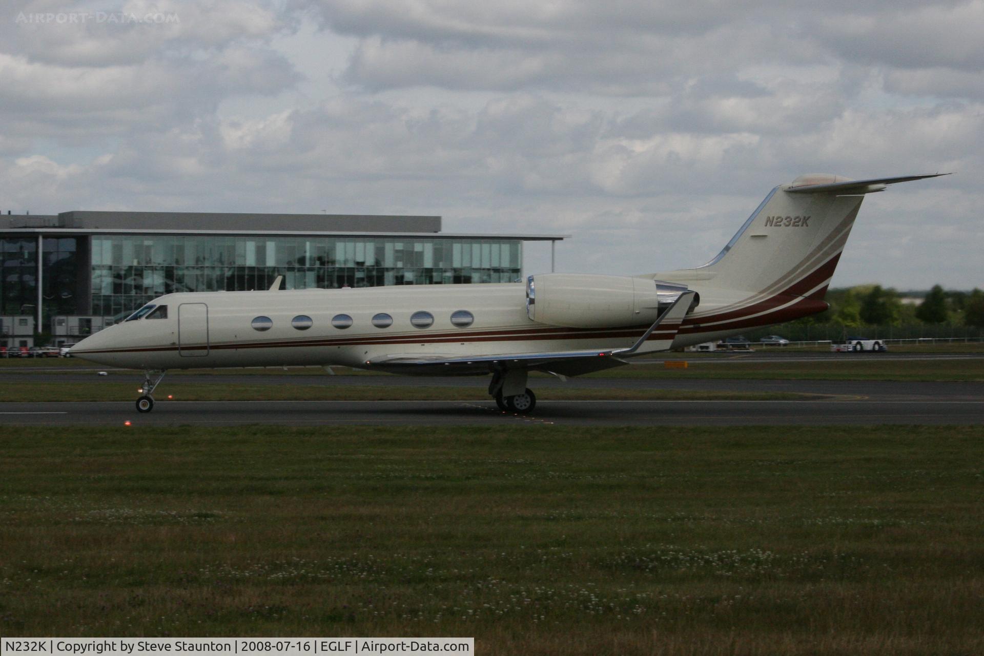N232K, 1993 Gulfstream Aerospace G-IV C/N 1232, Taken at Farnborough Airshow on the Wednesday trade day, 16th July 2009