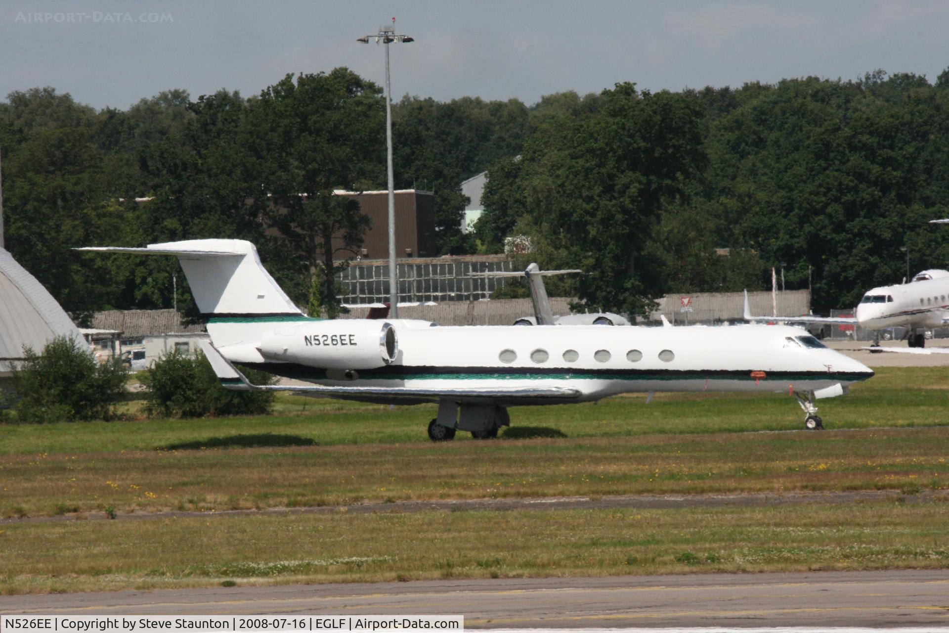 N526EE, 1997 Gulfstream Aerospace G-V C/N 519, Taken at Farnborough Airshow on the Wednesday trade day, 16th July 2009