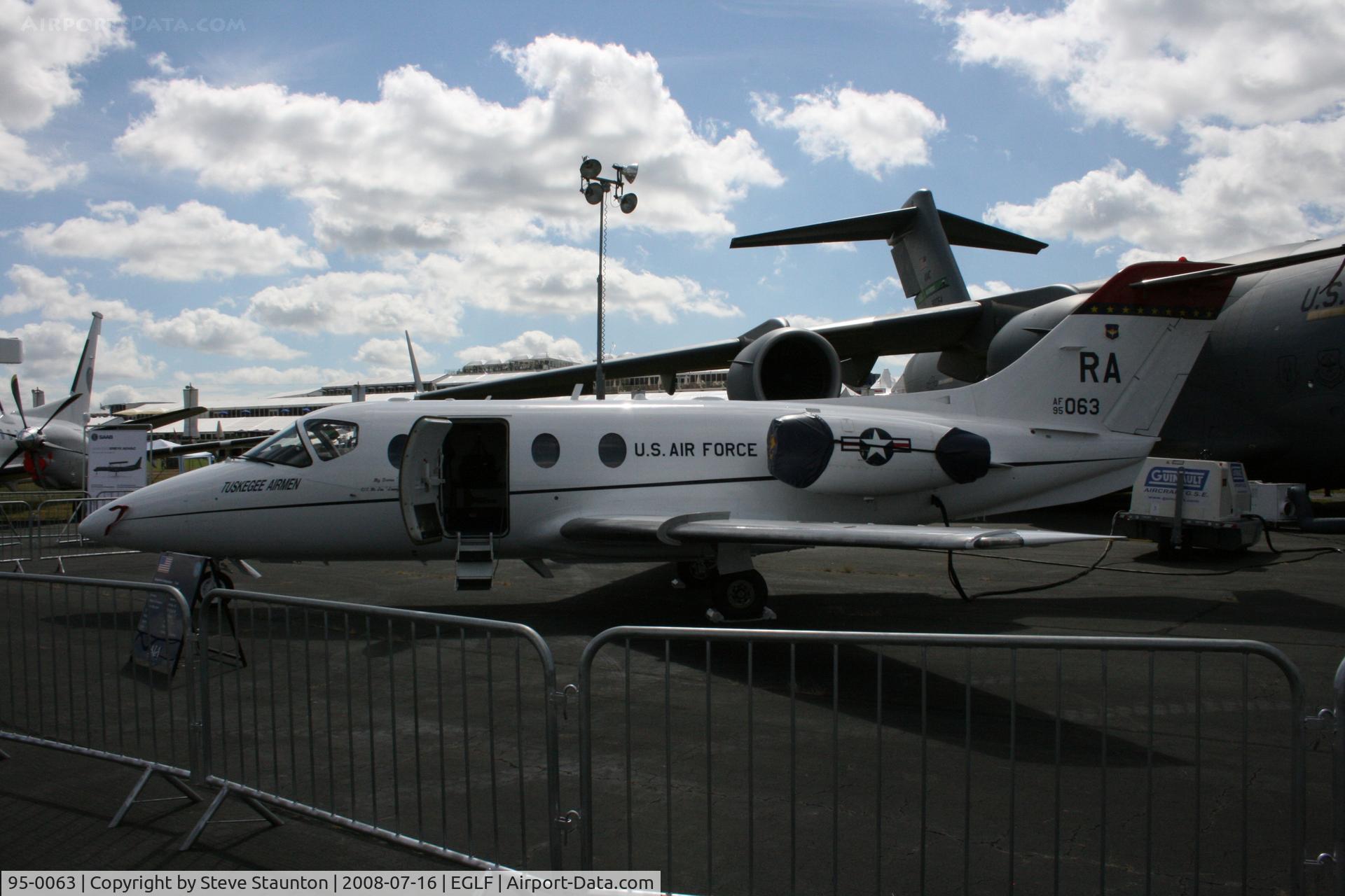 95-0063, 1995 Raytheon T-1A Jayhawk C/N TT-172, Taken at Farnborough Airshow on the Wednesday trade day, 16th July 2008