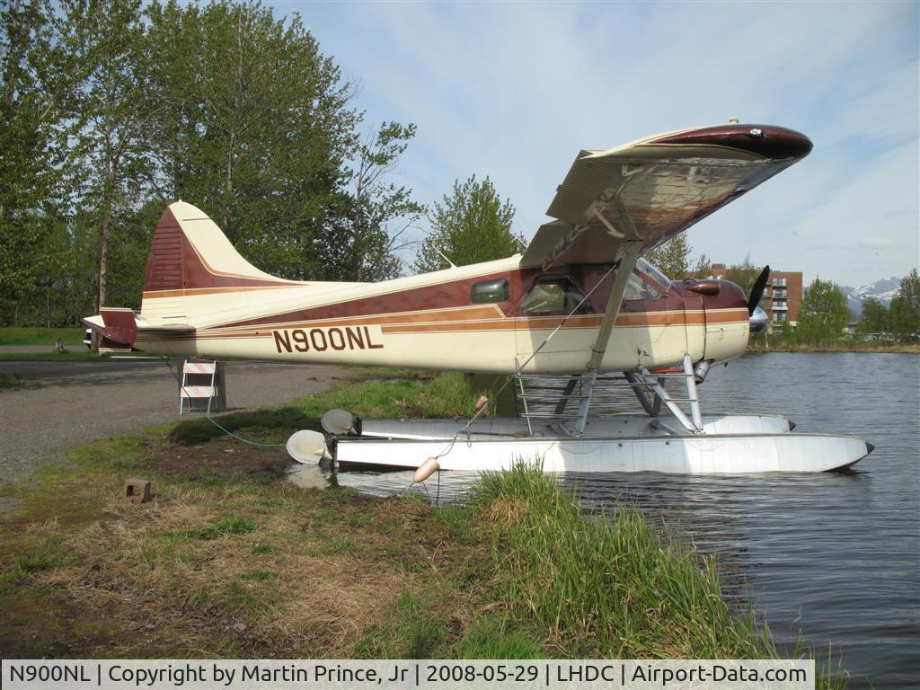 N900NL, 1957 De Havilland Canada DHC-2 C/N 1063, At transient parking Lake Hood