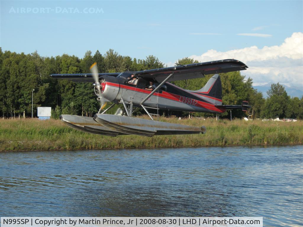 N995SP, 1956 De Havilland Canada DHC-2 MK. I(L20A) C/N 995, Lift off Lake Hood