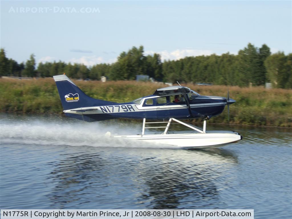 N1775R, 1974 Cessna A185F Skywagon 185 C/N 18502494, Back taxiing Lake Hood