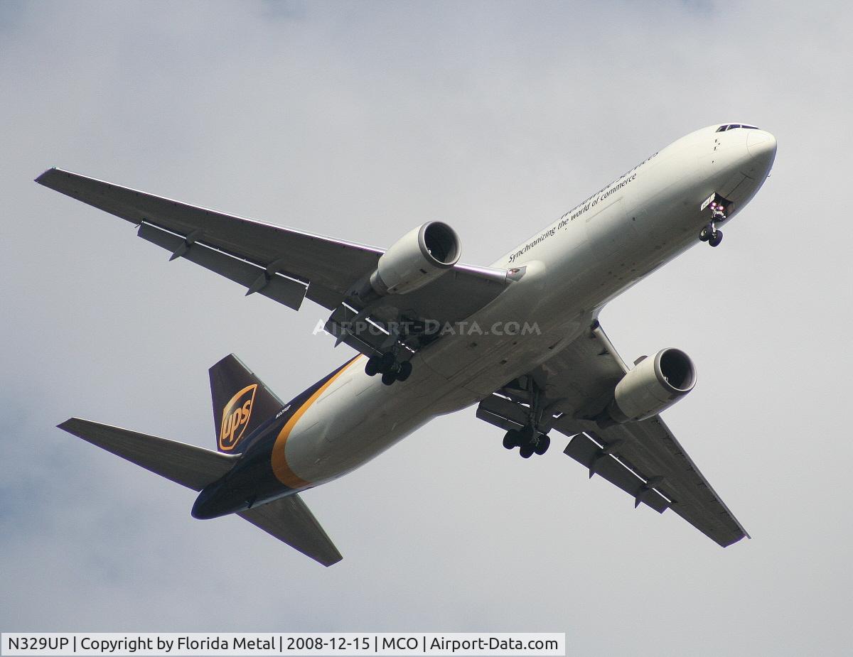 N329UP, 1999 Boeing 767-34AF C/N 27755, UPS 767-300