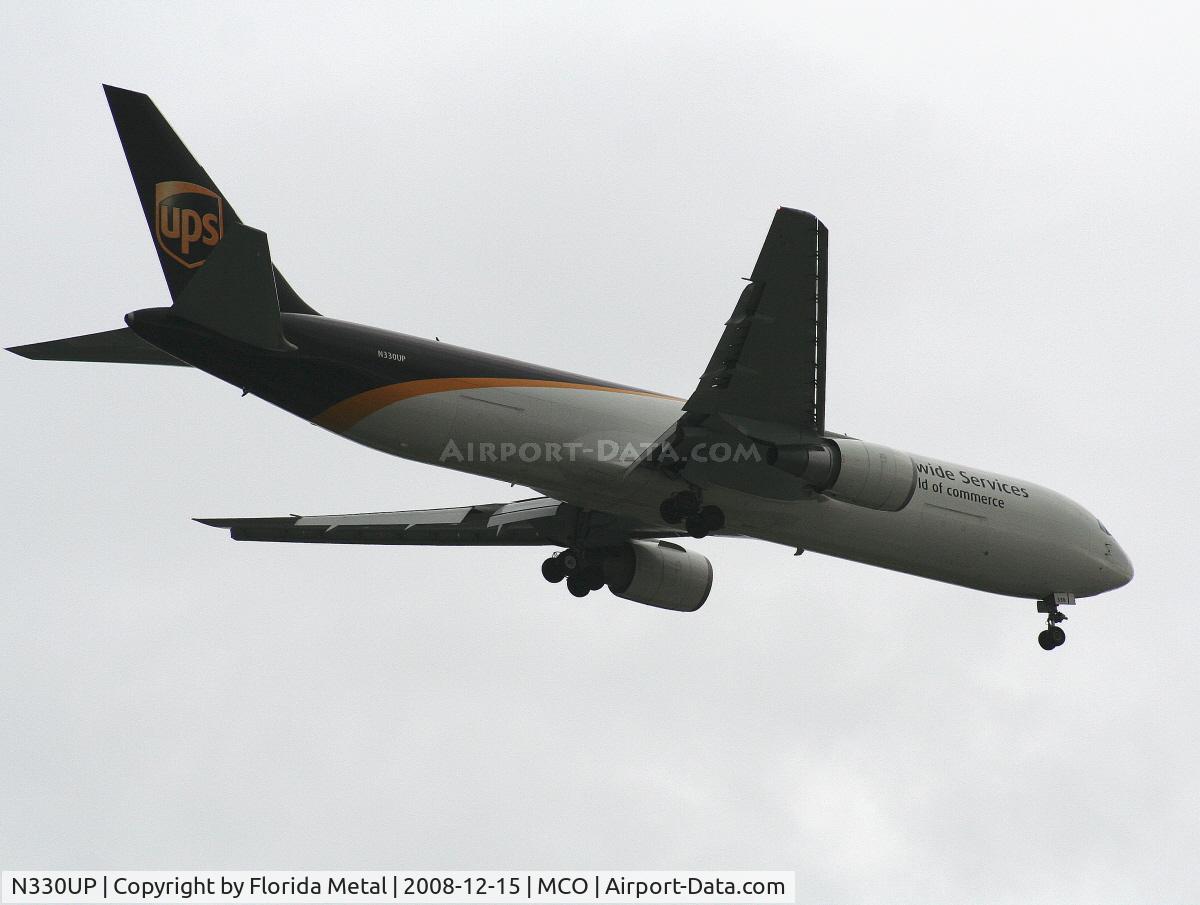 N330UP, 1999 Boeing 767-34AF C/N 27756, UPS 767-300