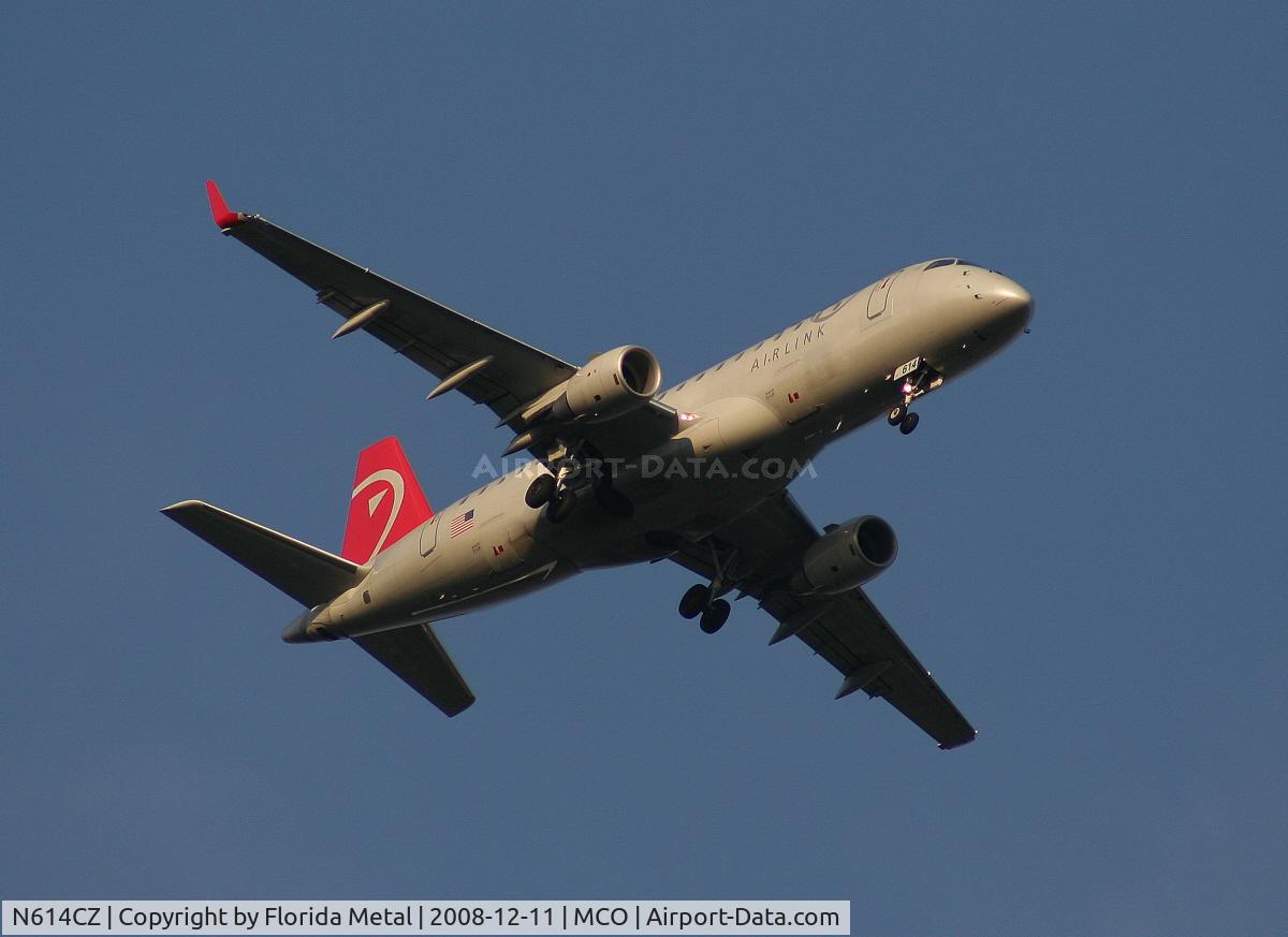 N614CZ, 2008 Embraer 175LR (ERJ-170-200LR) C/N 17000205, Compass EMB-175
