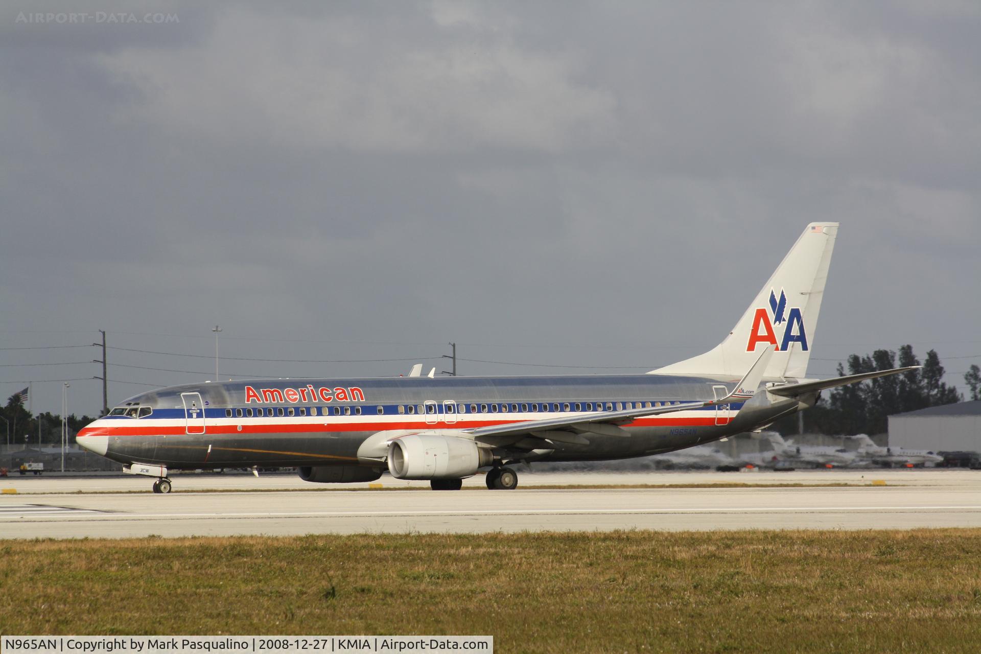N965AN, 2001 Boeing 737-823 C/N 29544, Boeing 737-800