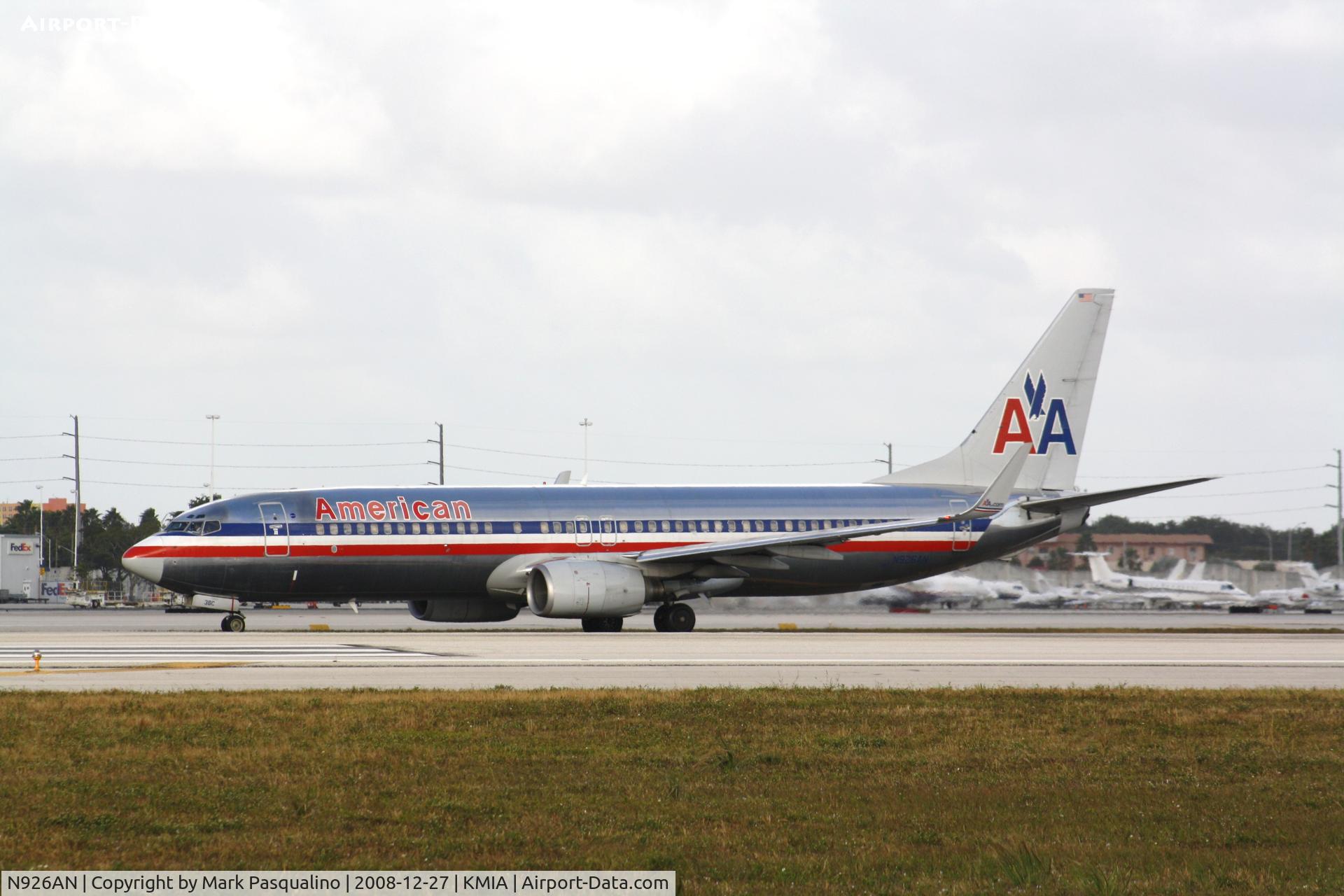N926AN, 2000 Boeing 737-823 C/N 29527, Boeing 737-800
